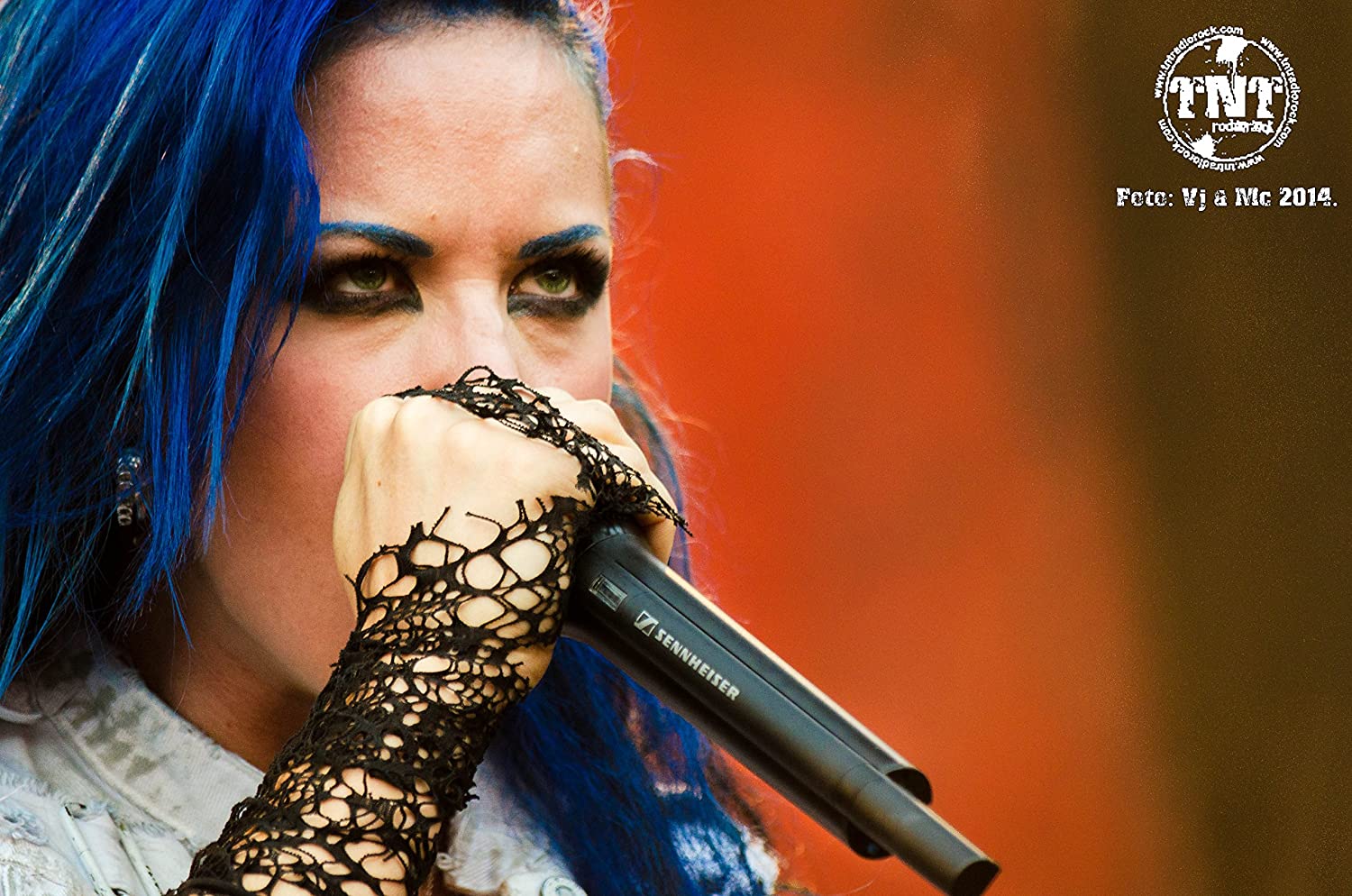 Alissa White-Gluz Wallpapers