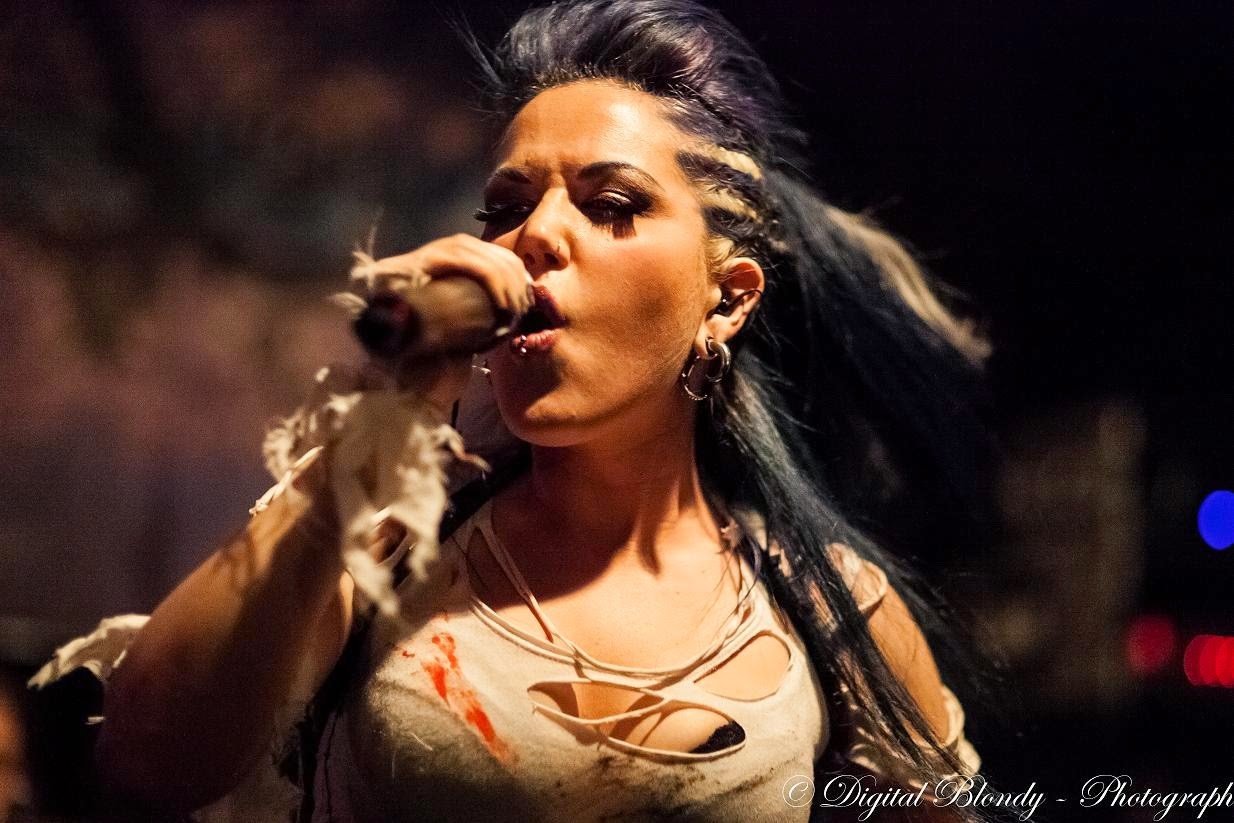 Alissa White-Gluz Wallpapers