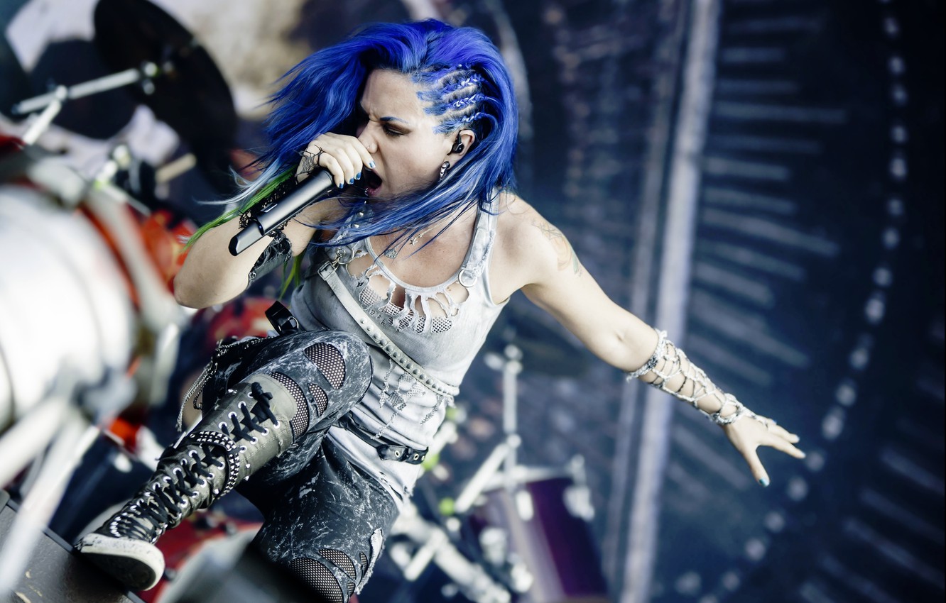 Alissa White-Gluz Wallpapers