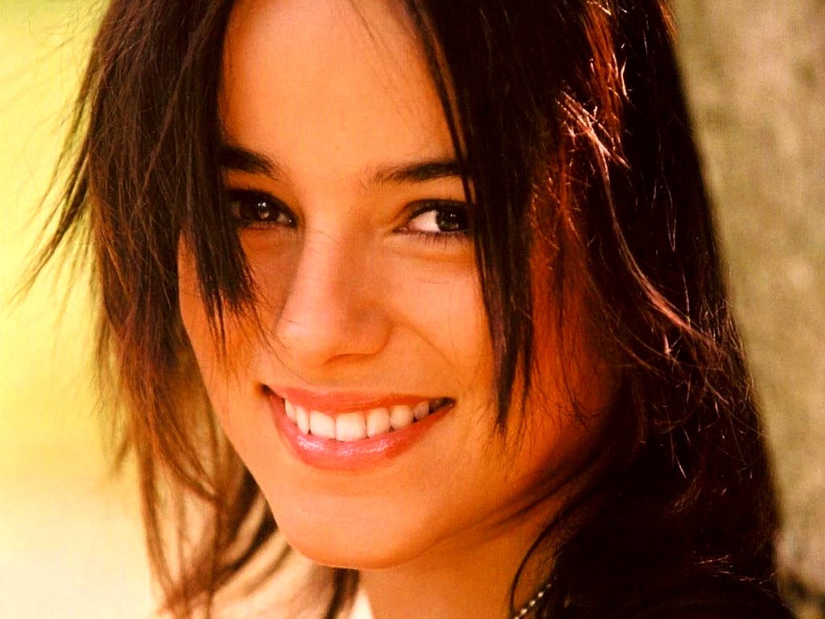 Alizee Wallpapers