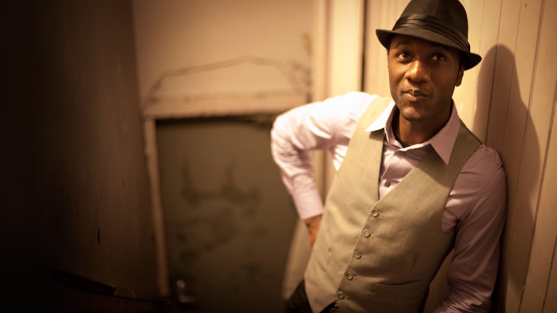 Aloe Blacc Wallpapers