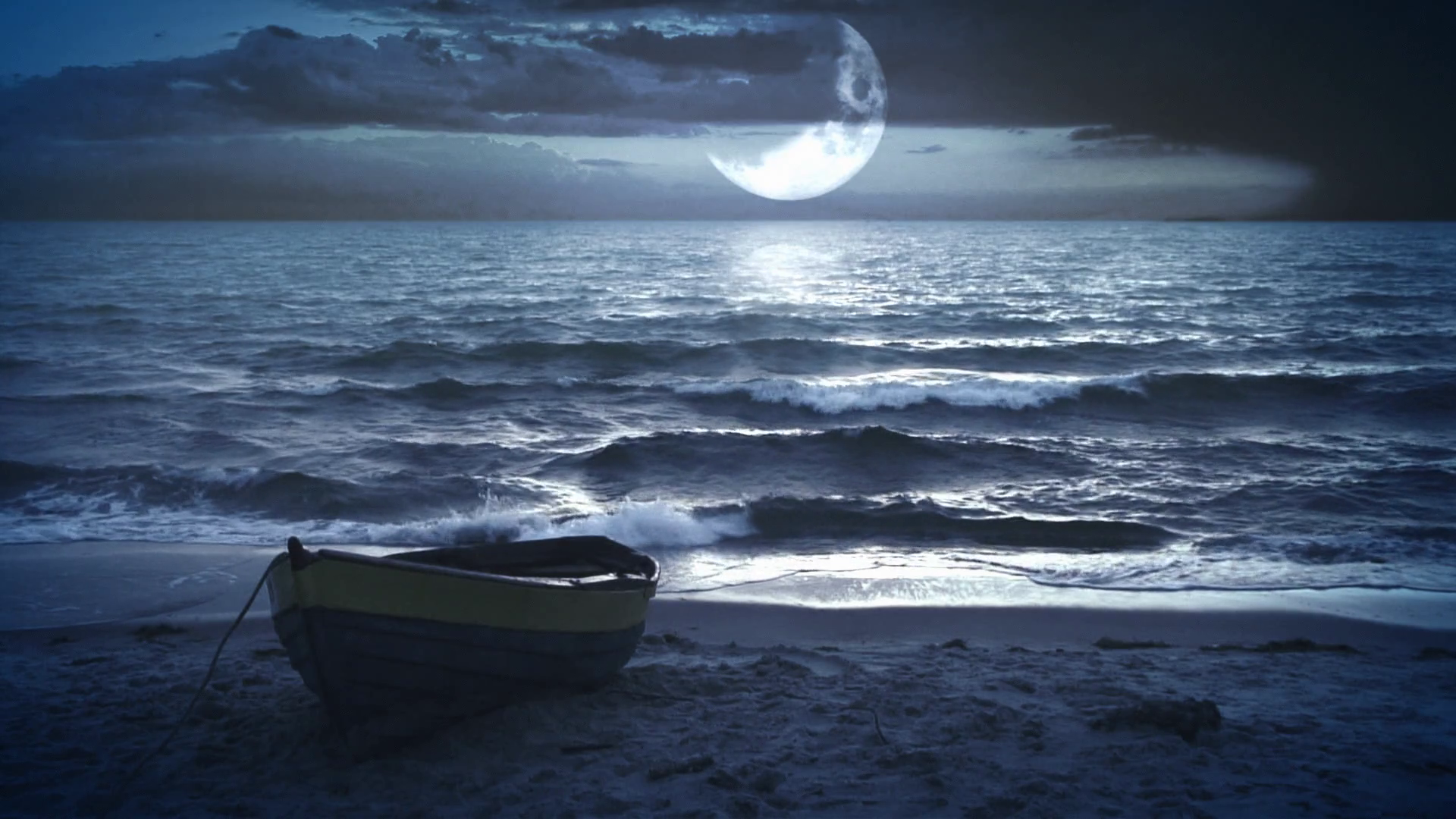 Alone Boat In The Sea Wallpapers