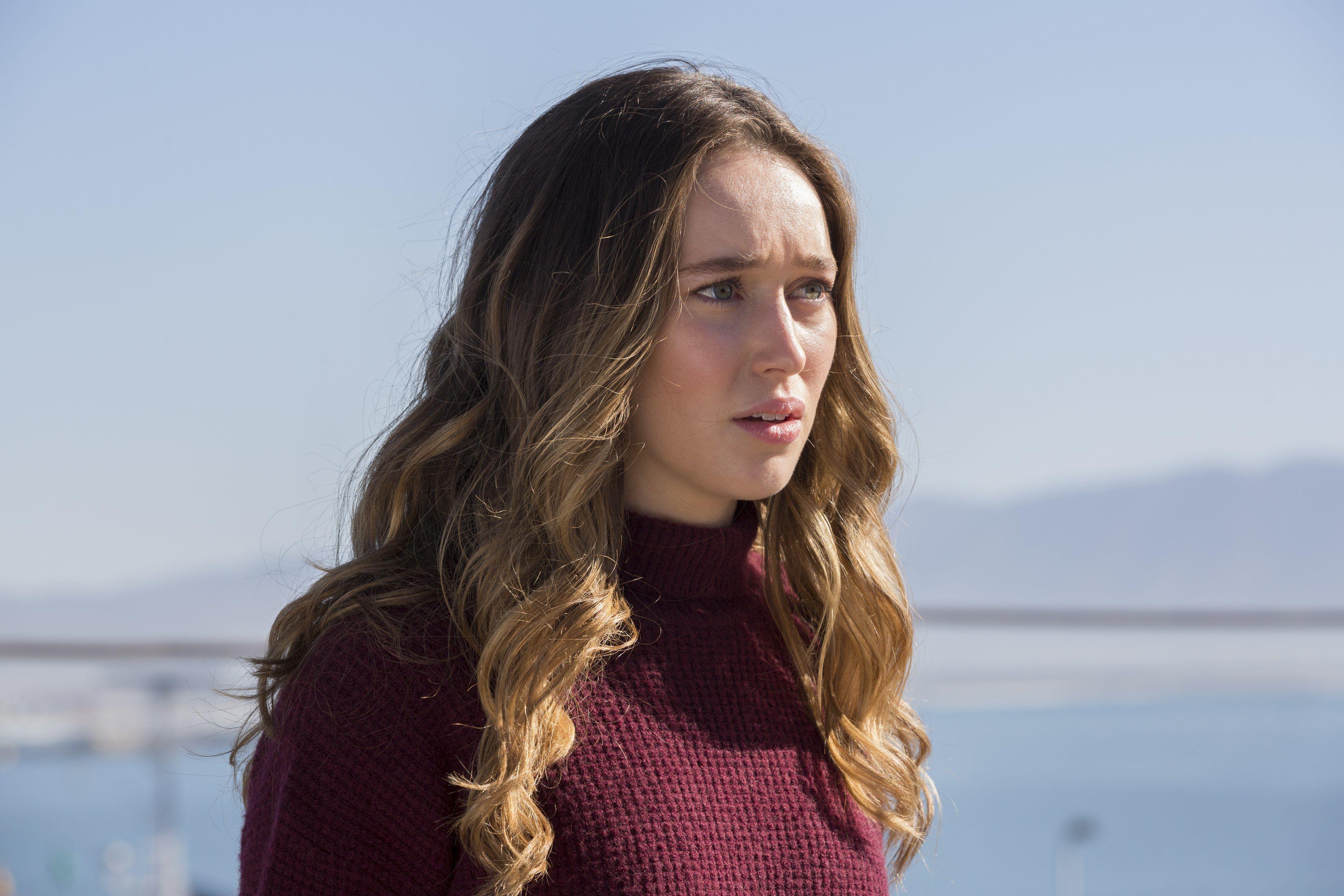 Alycia Debnam Carey Wallpapers