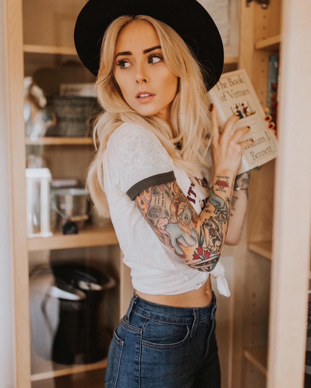 Alysha Nett Wallpapers