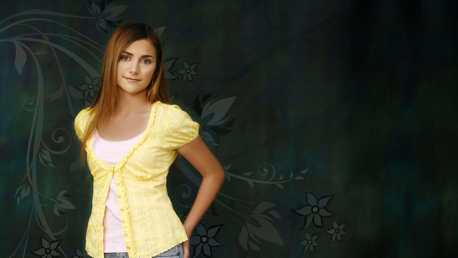 Alyson Stoner Wallpapers