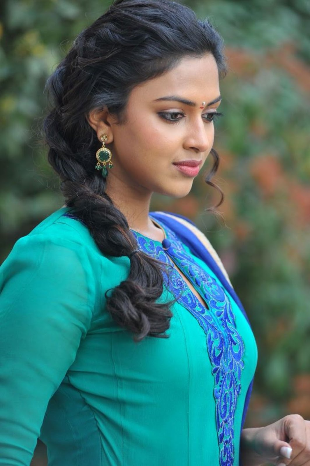 Amala Paul Images Hd Wallpapers