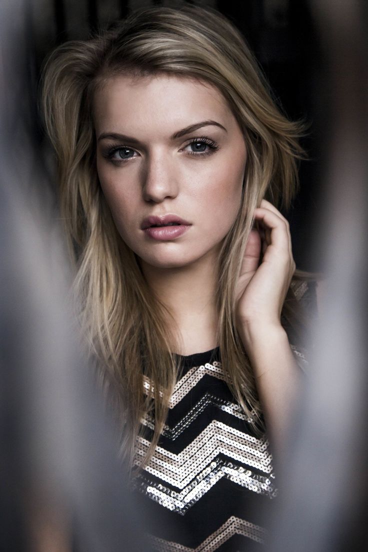 Amanda Gullickson Wallpapers