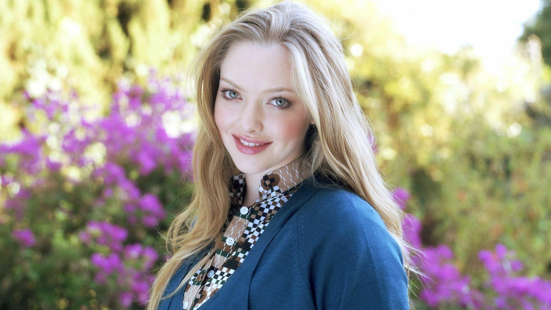 Amanda Seyfried 2020 Wallpapers