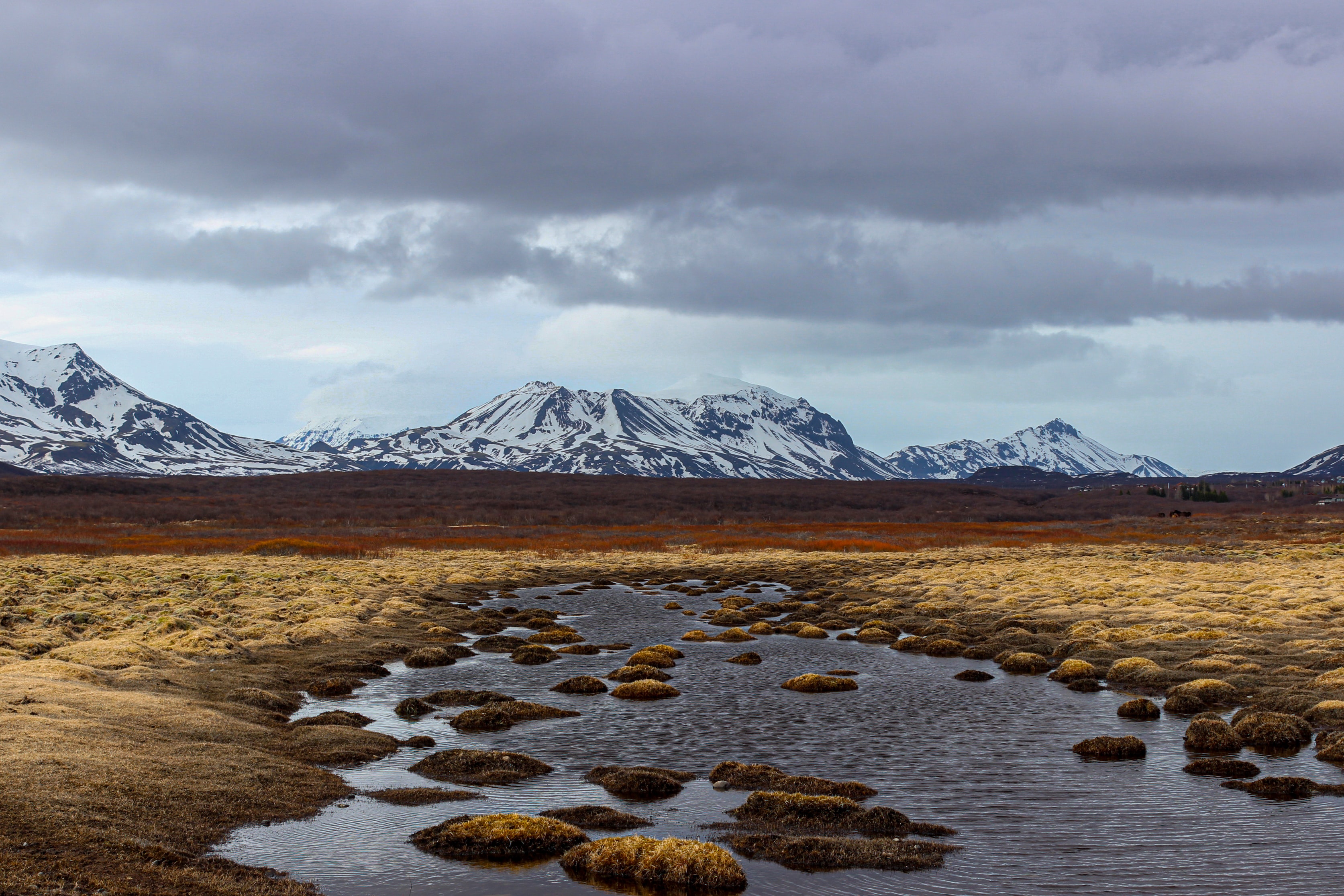 Amazing Mountains In Iceland Wallpapers