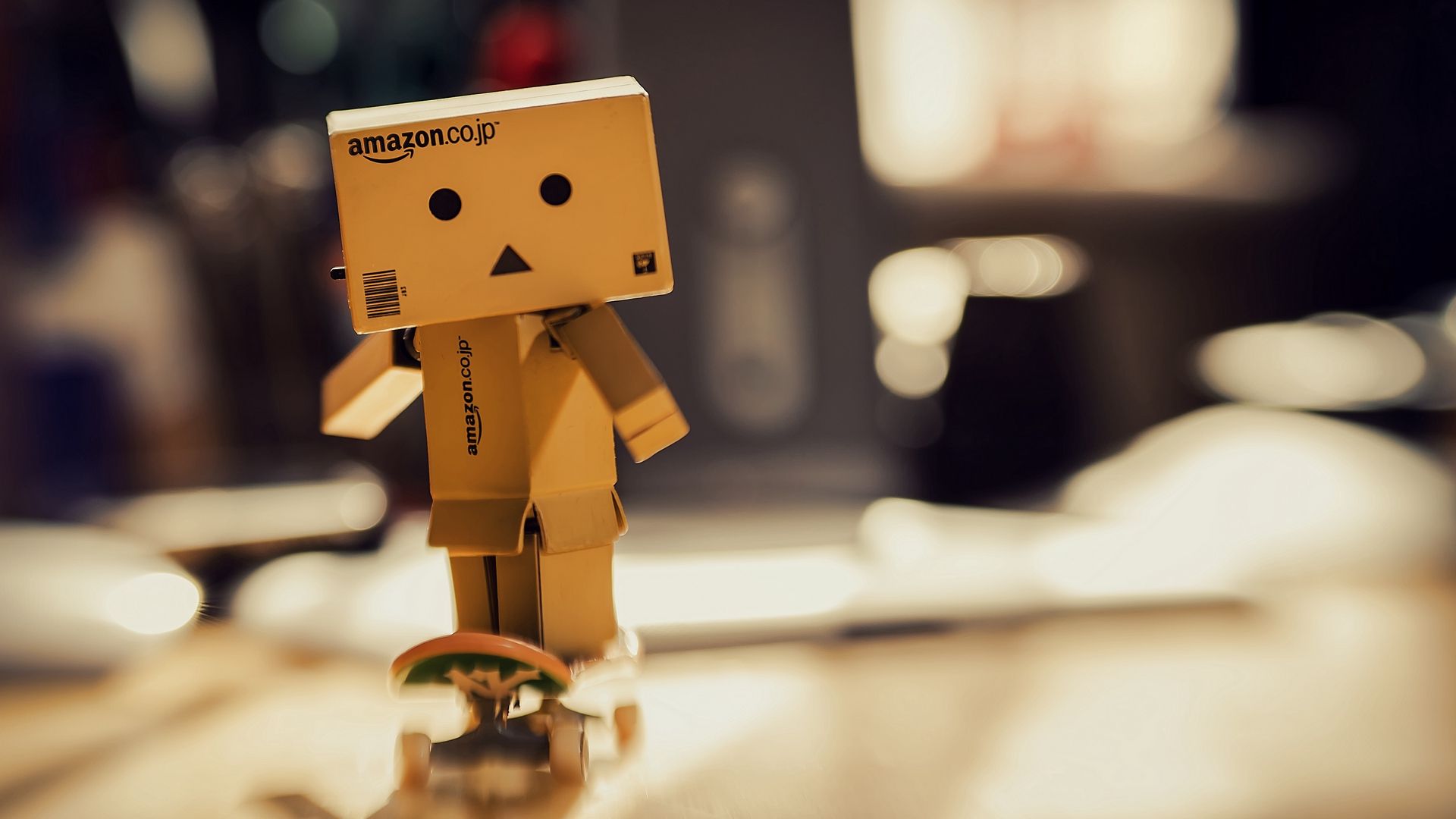 Amazon Box Robot Wallpapers