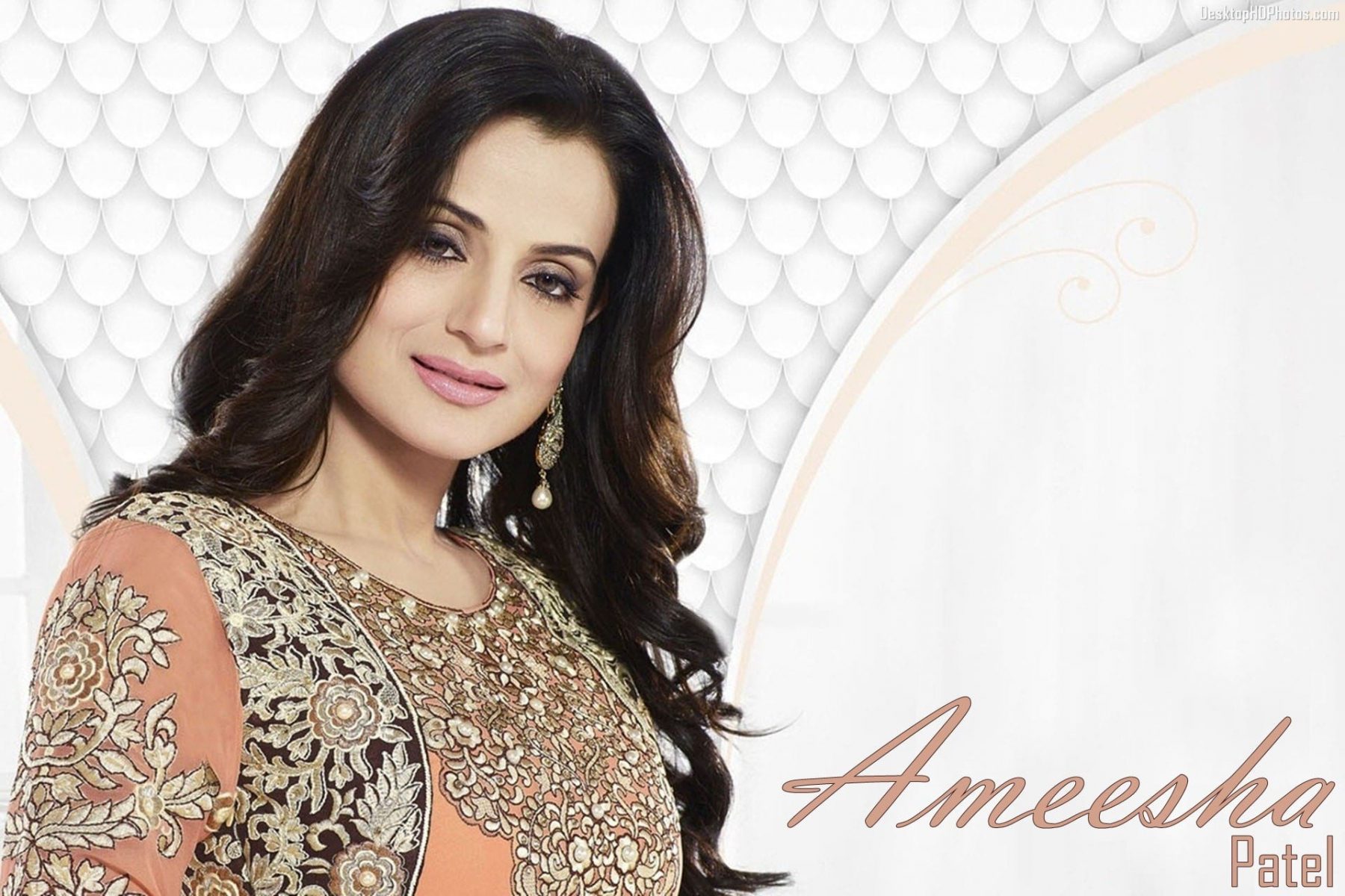 Ameesha Patel Wallpapers