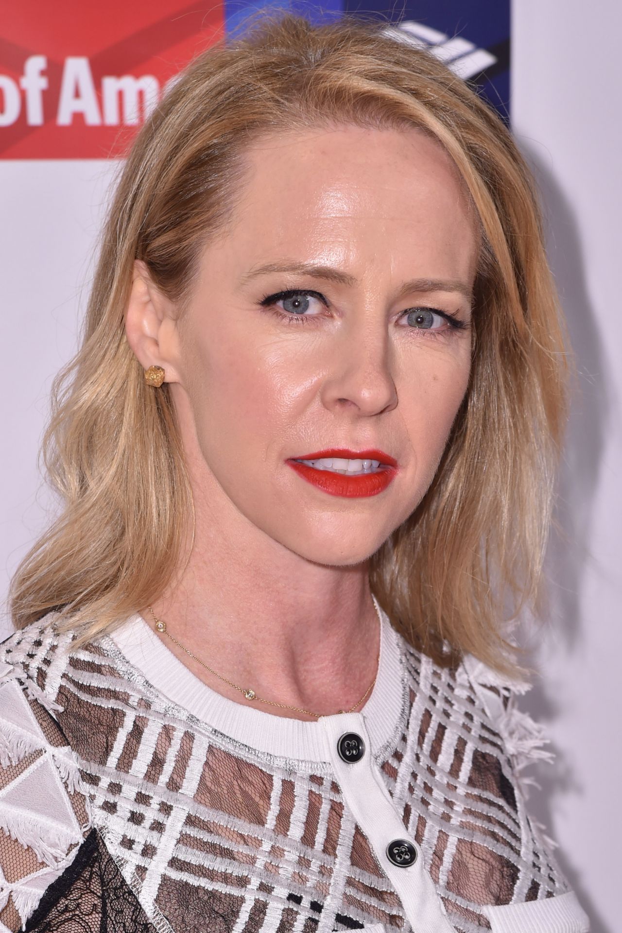 Amy Hargreaves Wallpapers