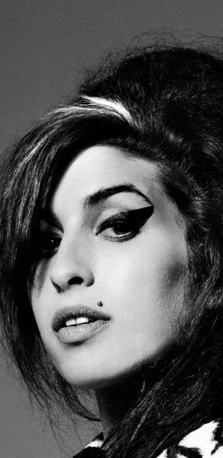 Amy Winehouse Wallpapers