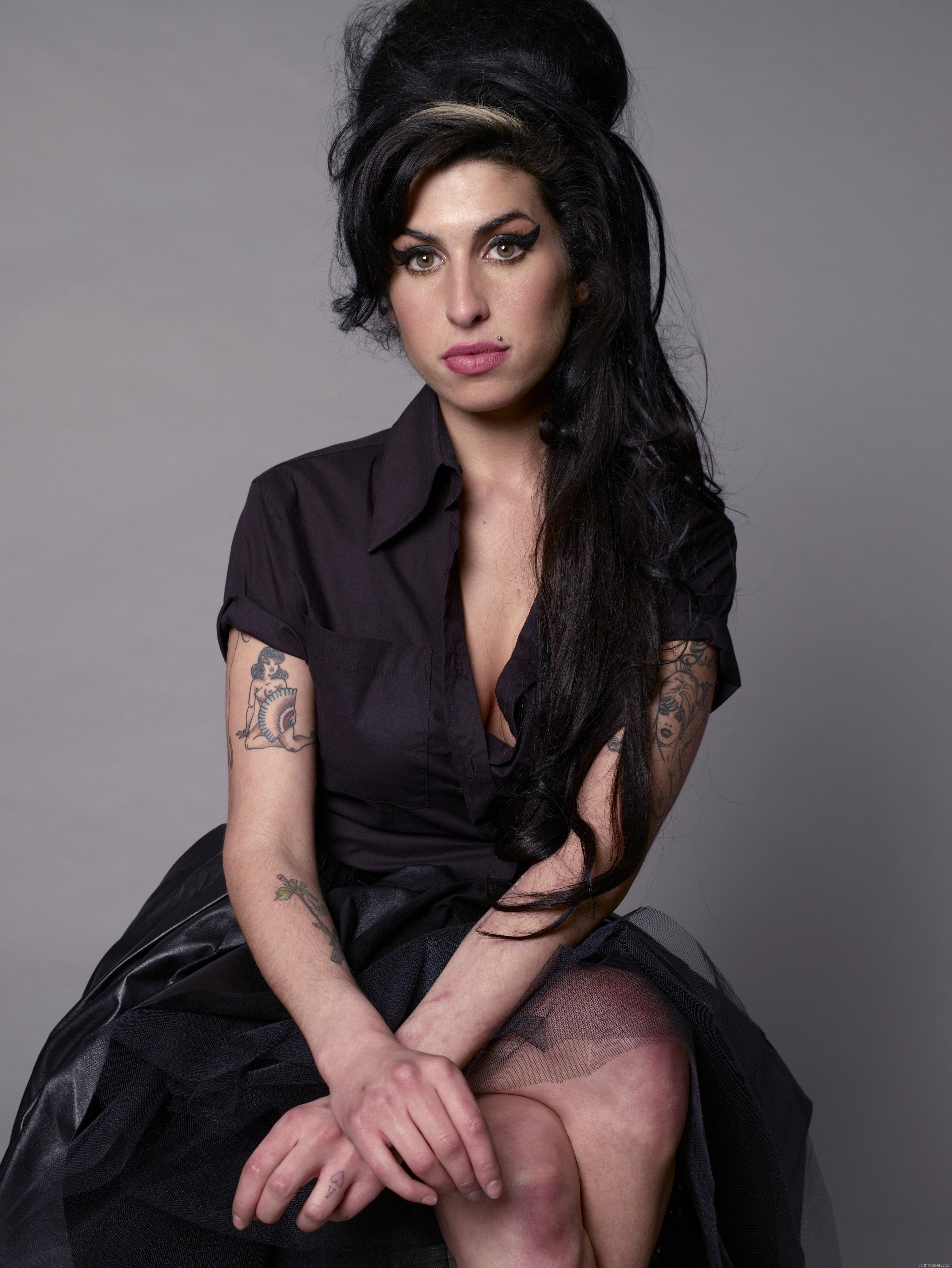 Amy Winehouse Wallpapers