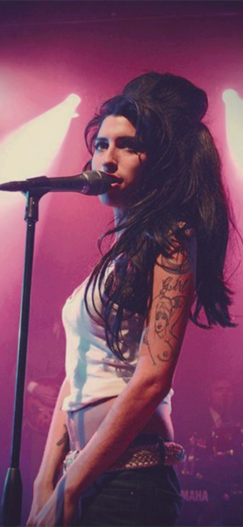 Amy Winehouse Wallpapers