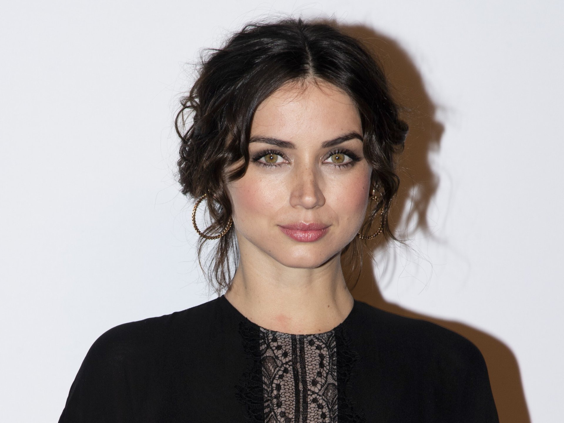 Ana de Armas Cuban Actress Wallpapers