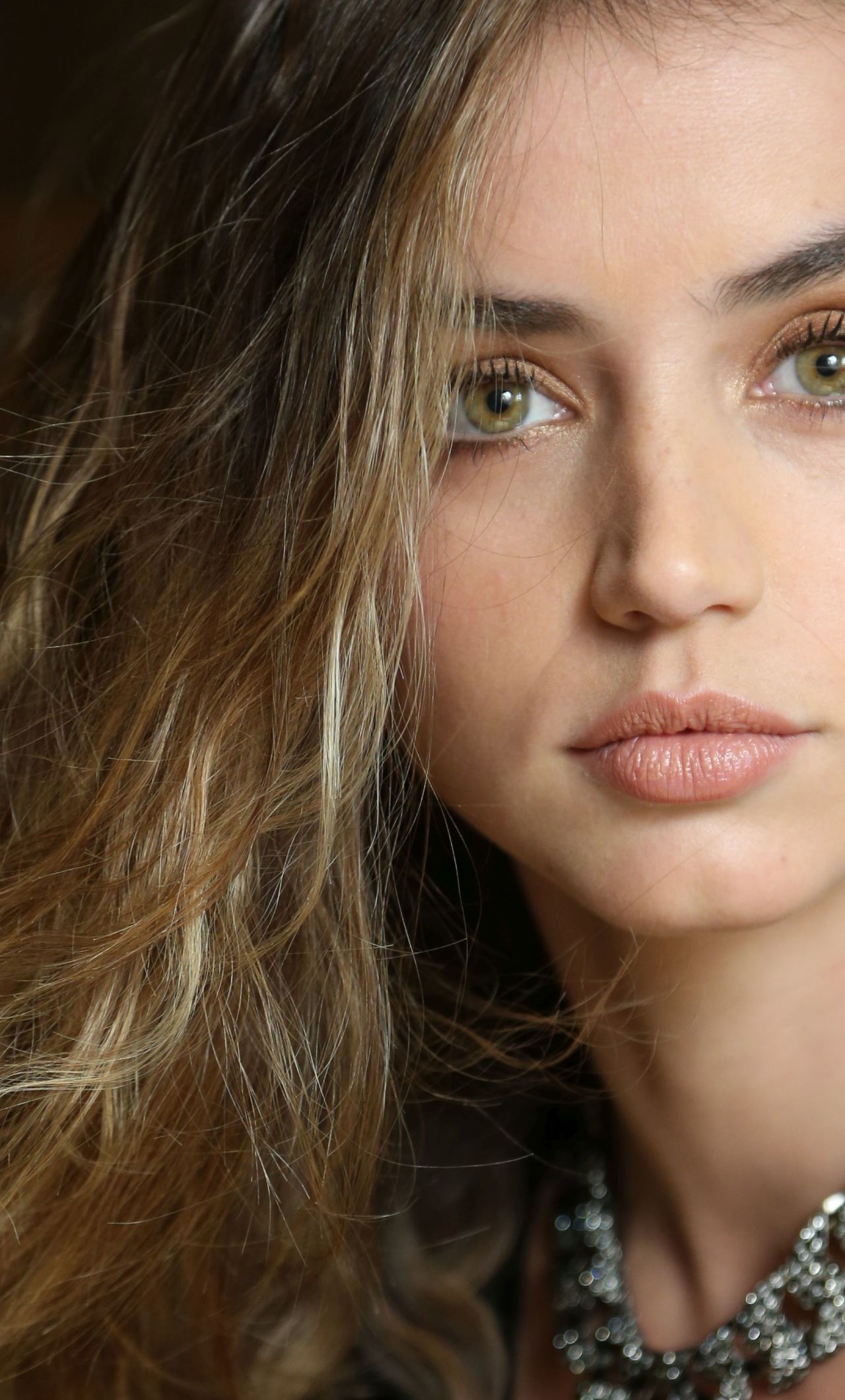 Ana De Armas Face Portrait Wallpapers