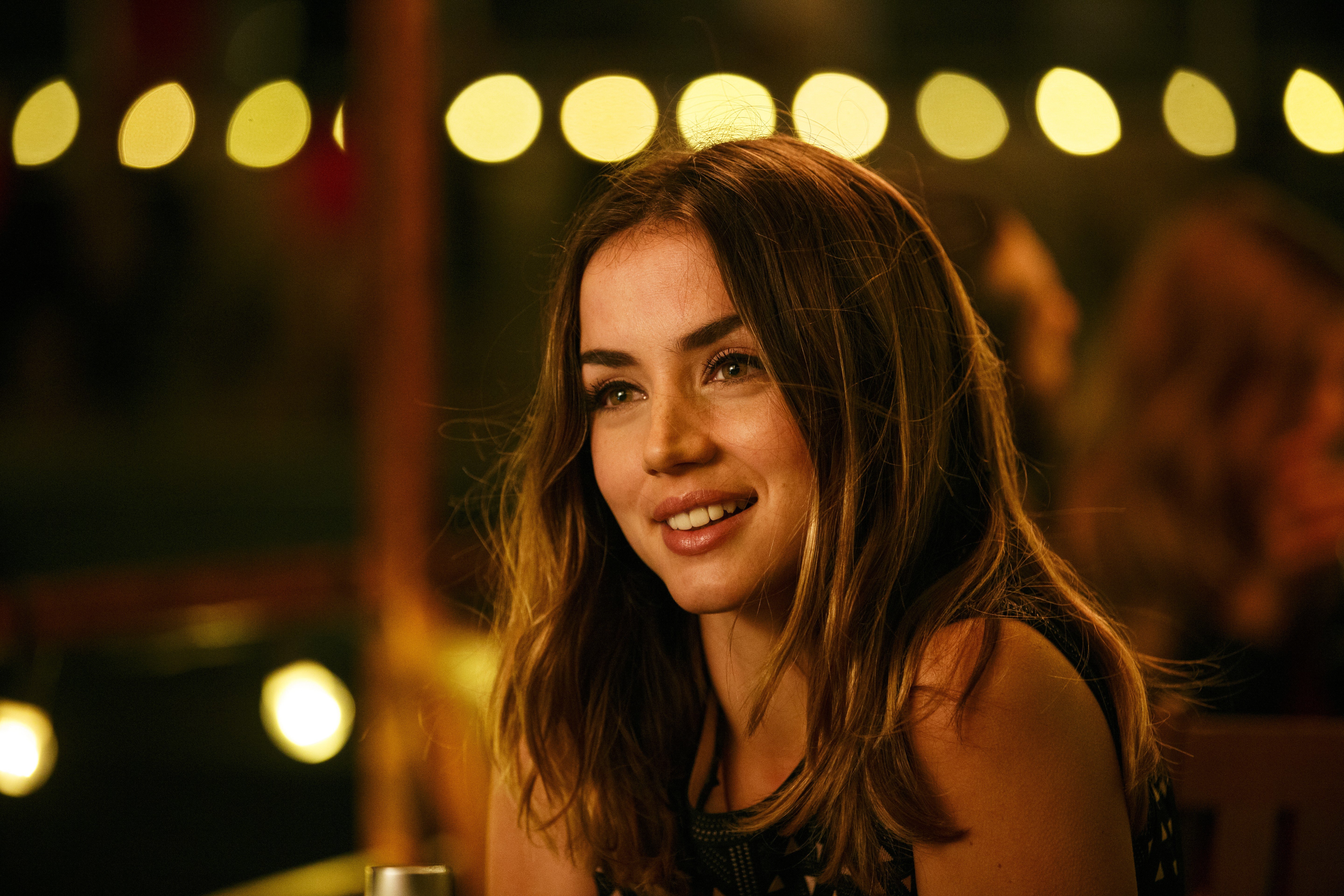 Ana De Armas The Night Clerk 2020 Wallpapers