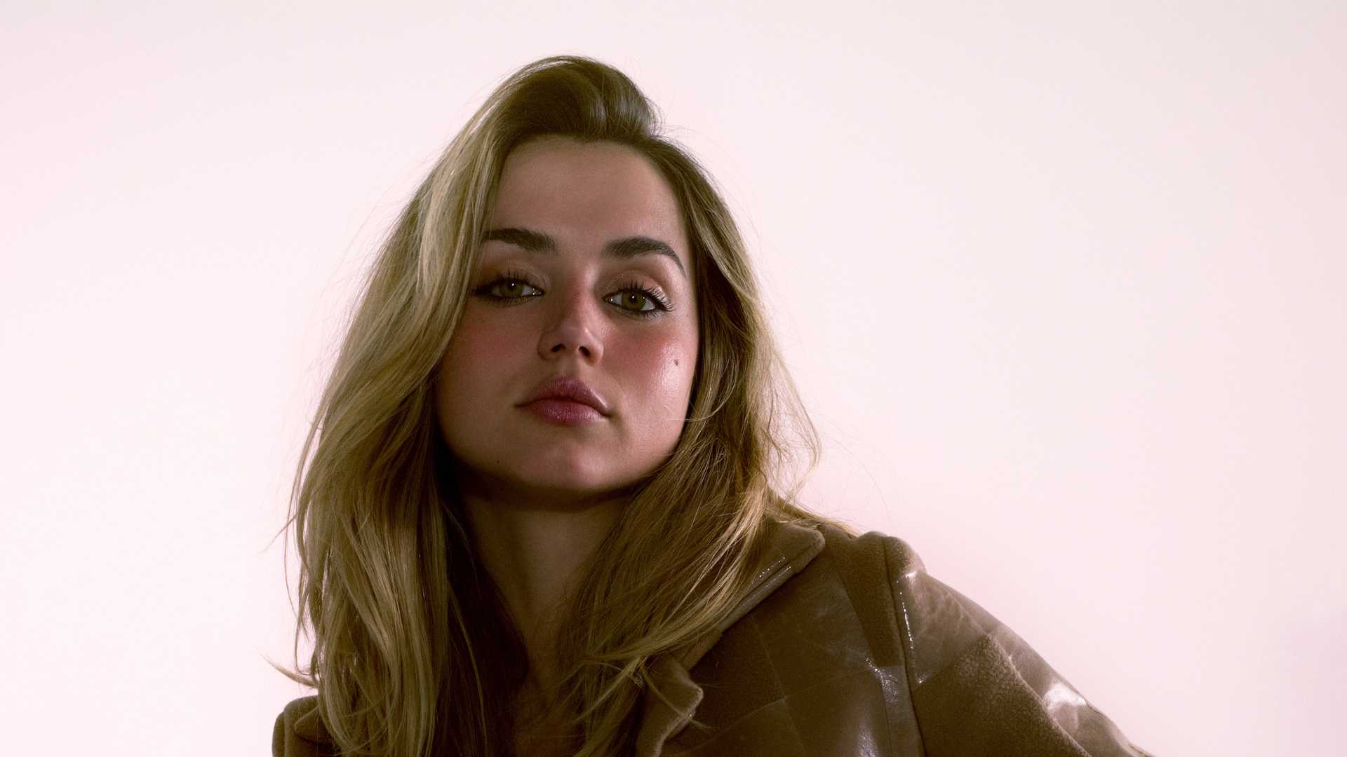 Ana de Armas Wallpapers