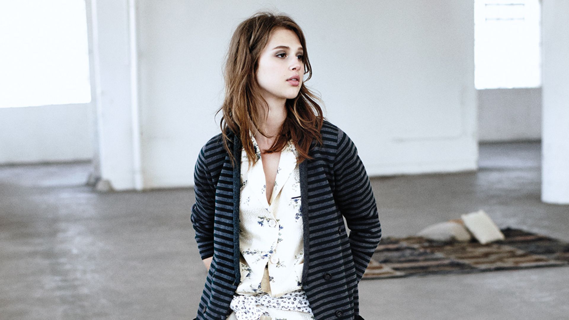 Anais Pouliot Wallpapers