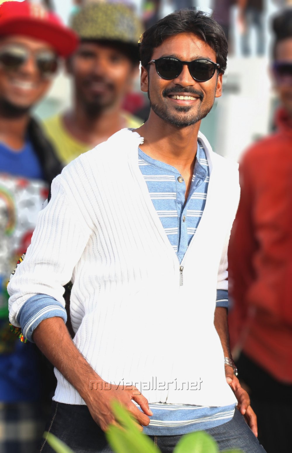 Anegan Hd Wallpapers