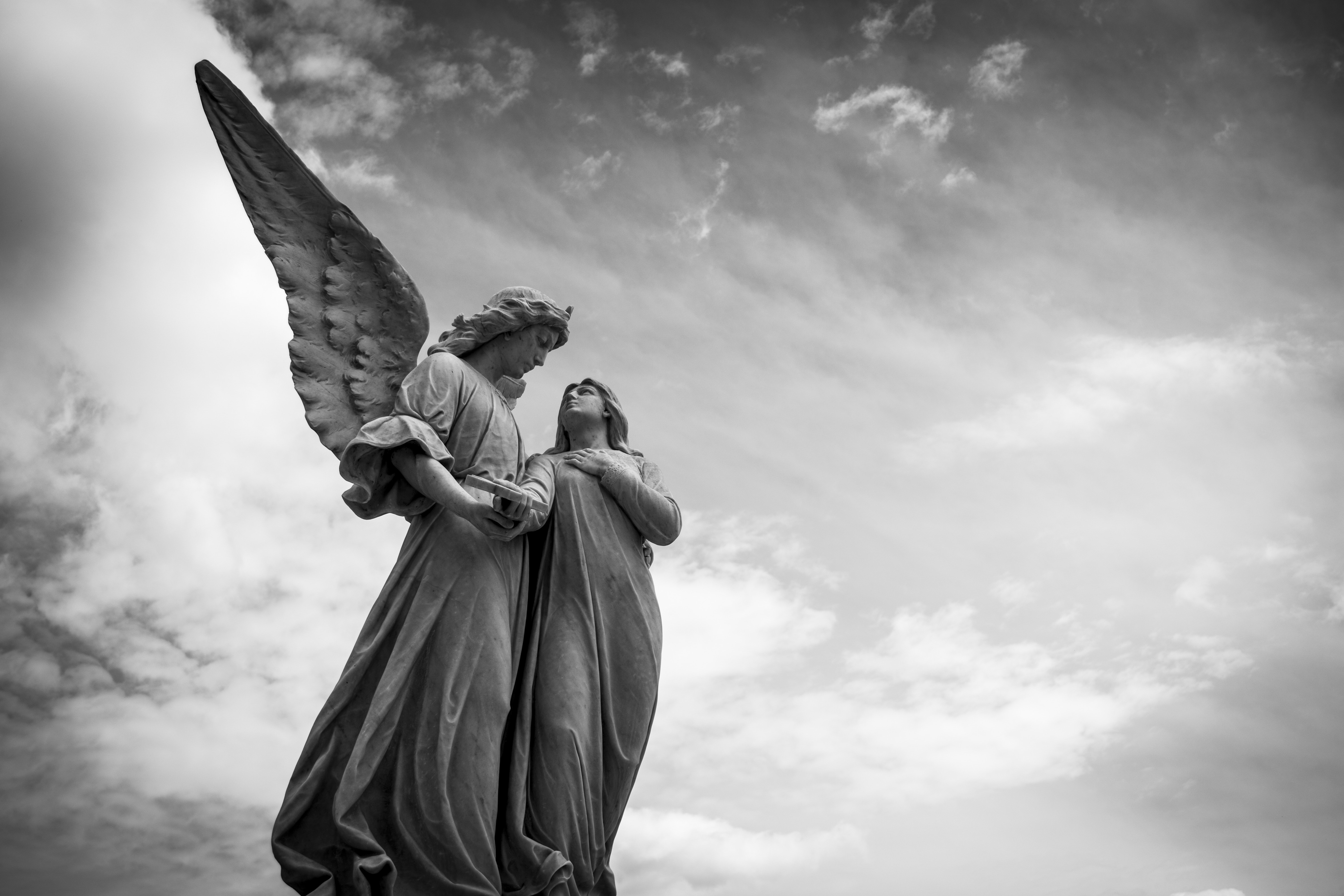 Angel Statues Wallpapers