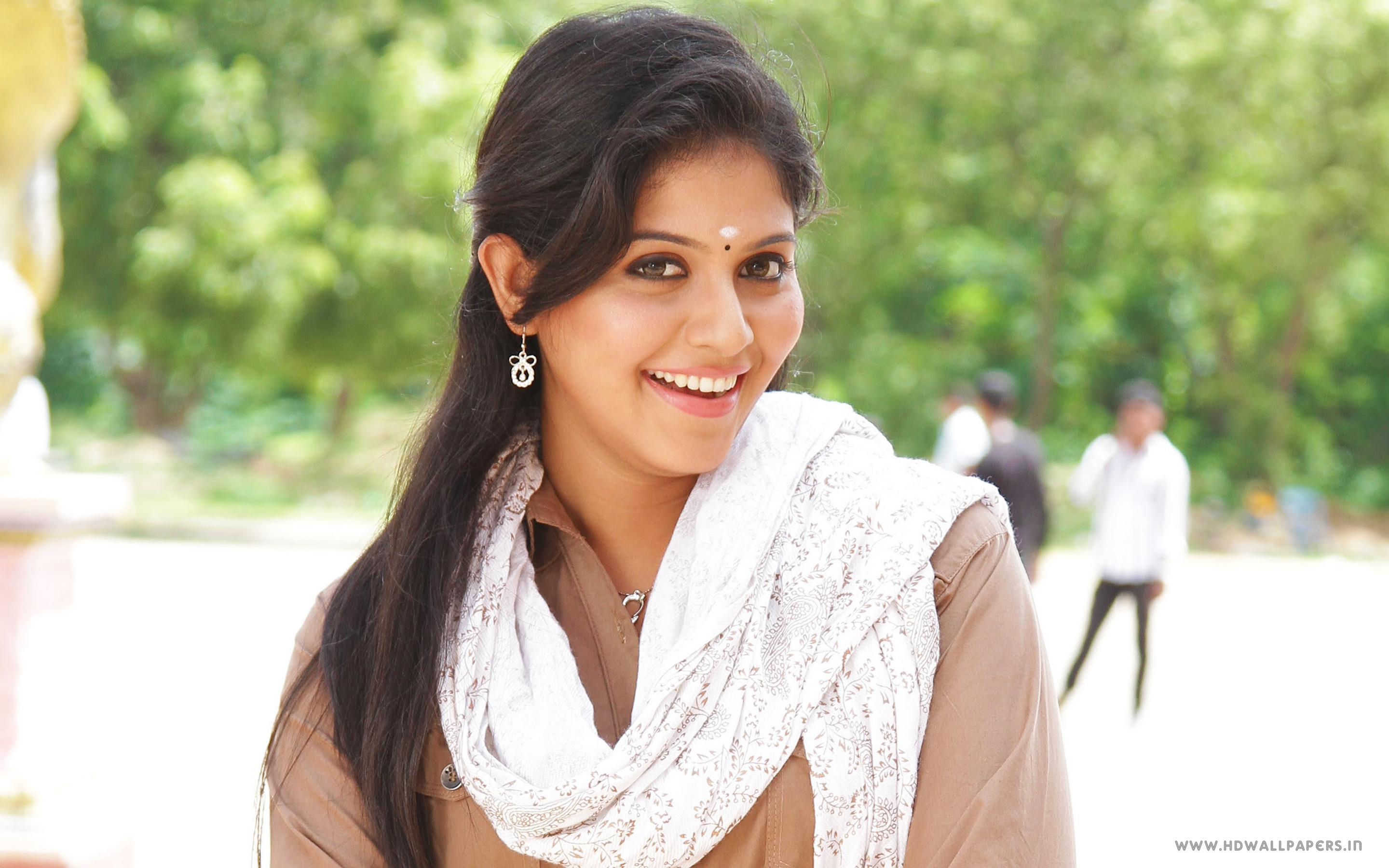 Anjali Wallpapers