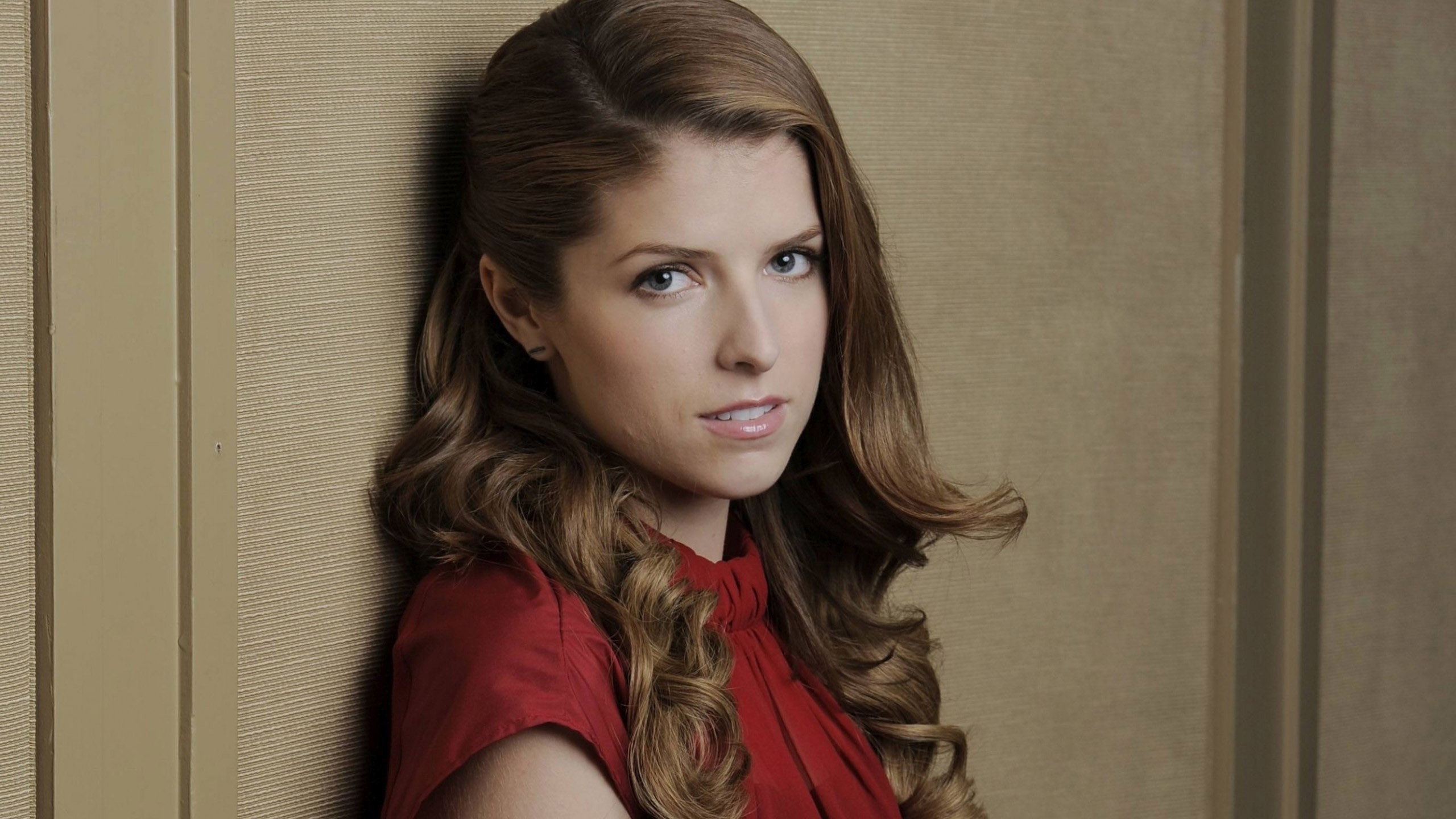 Anna Kendrick 2020 Wallpapers