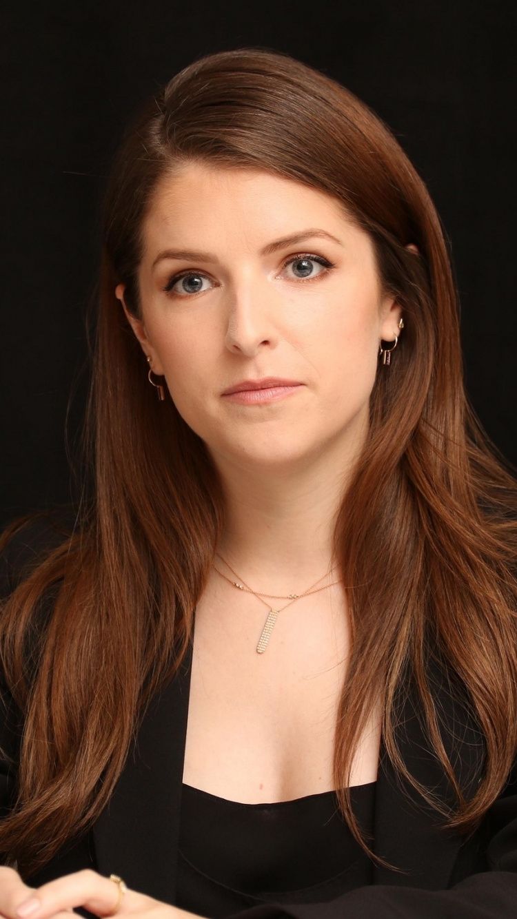 Anna Kendrick 2021 Wallpapers