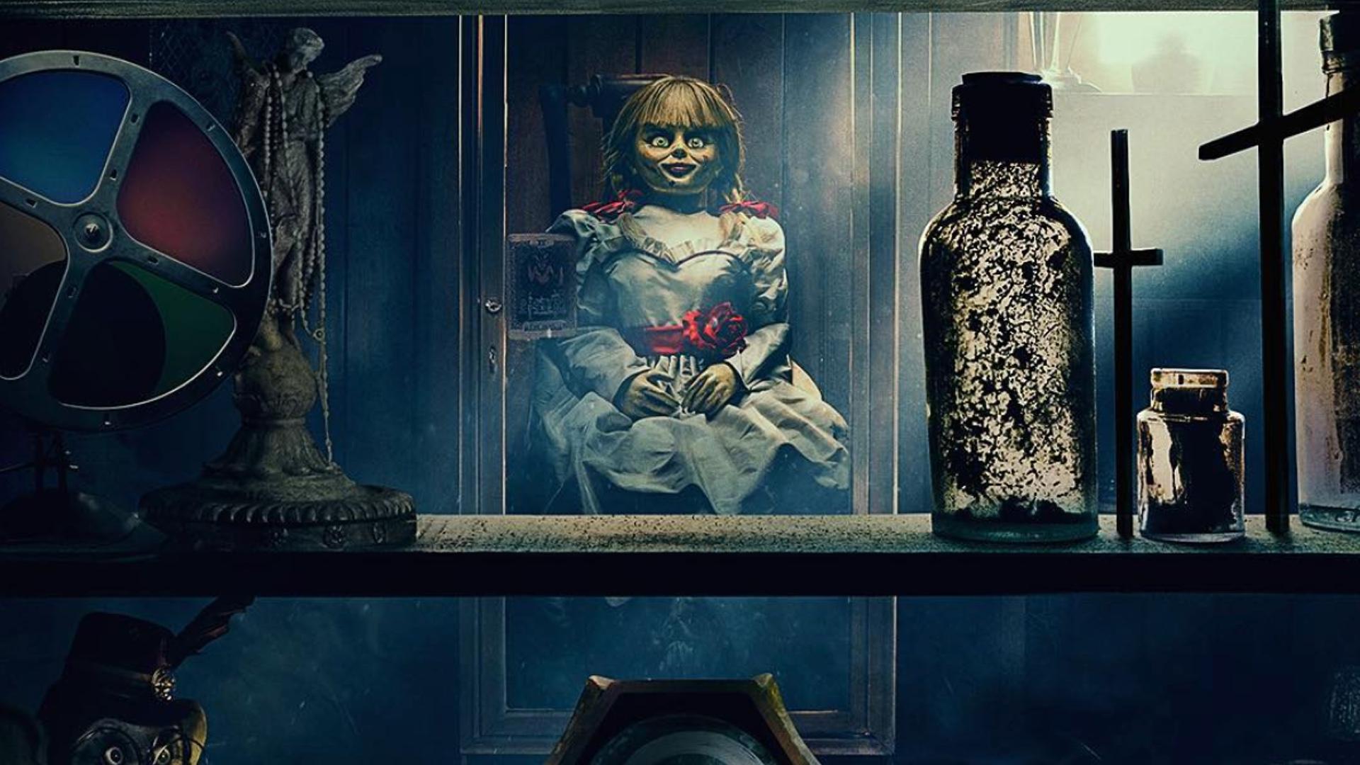 Annabelle Comes Home Poster Wallpapers