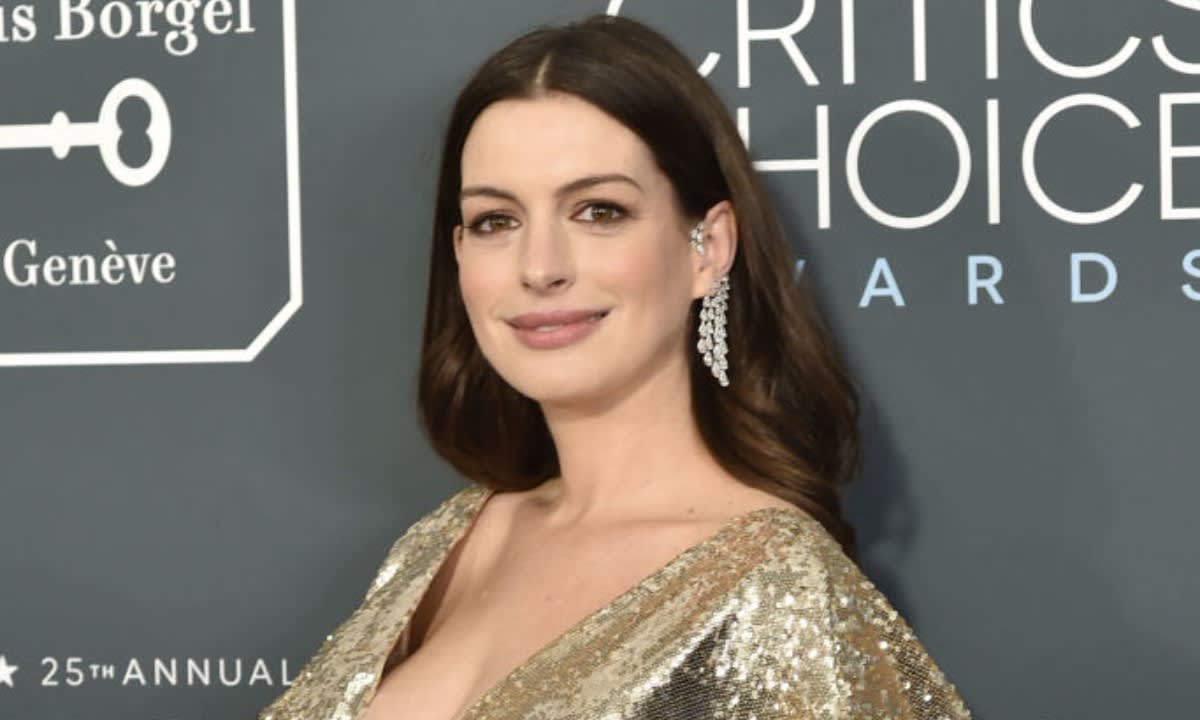 Anne Hathaway The Witches 2020 Wallpapers