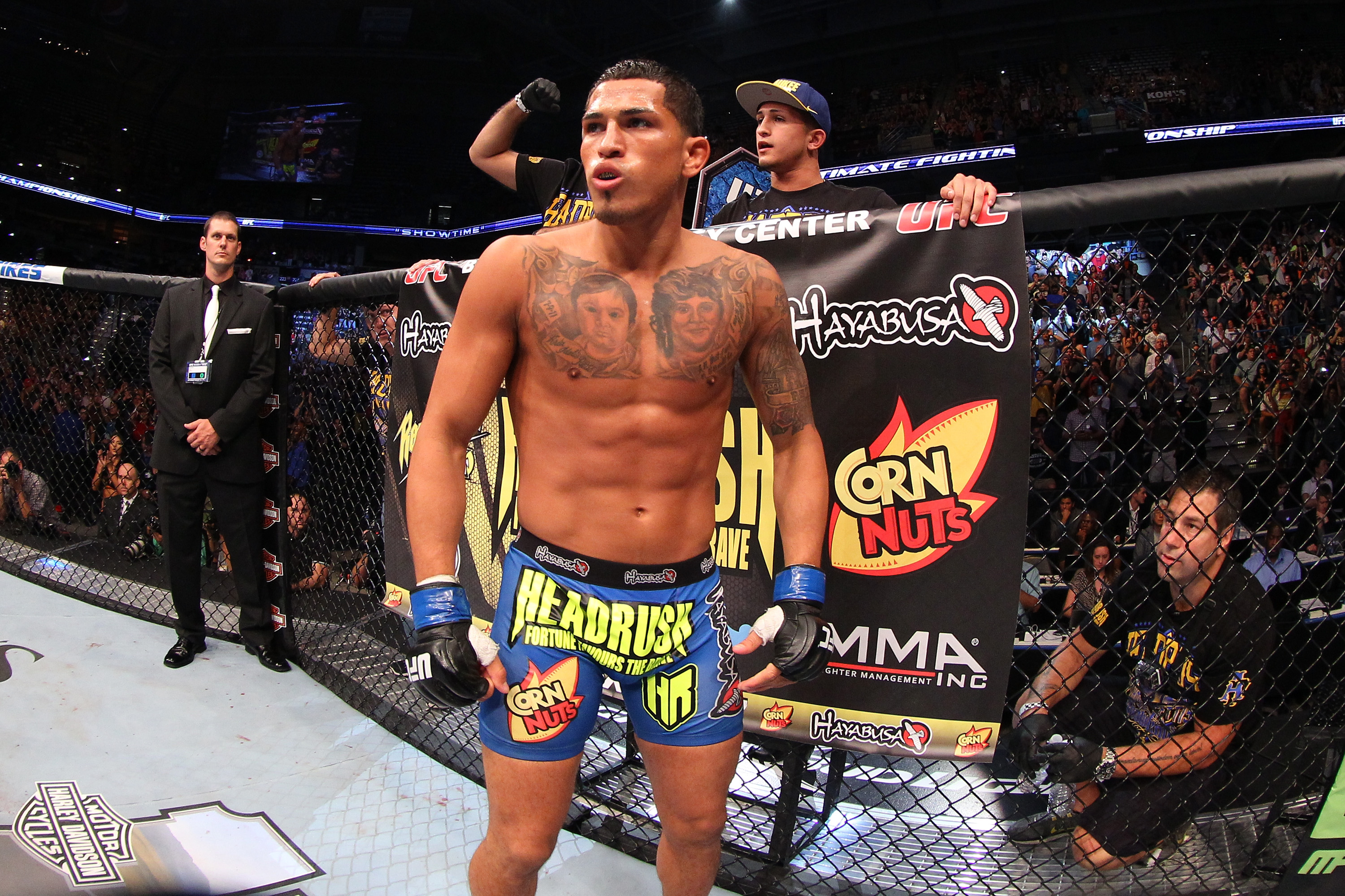 Anthony Pettis Wallpapers