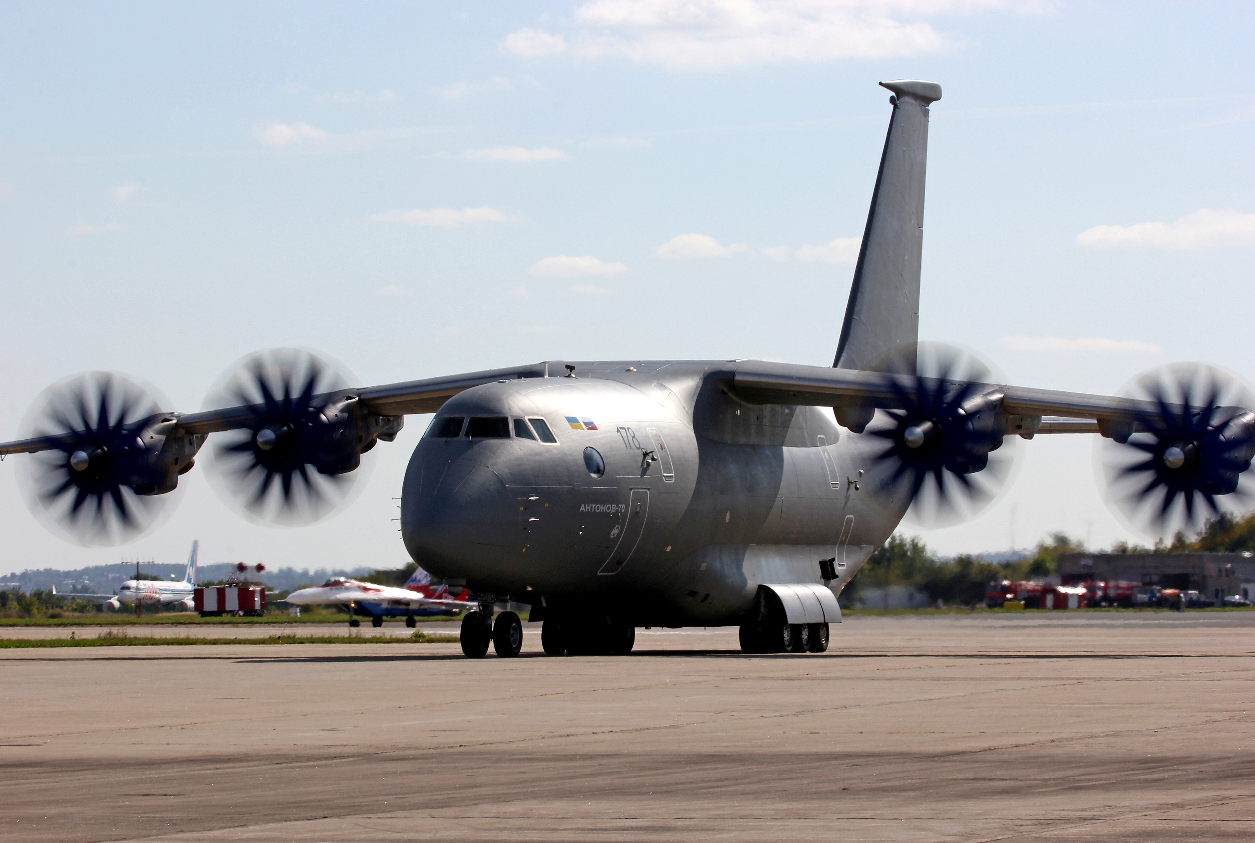 Antonov An-70 Wallpapers