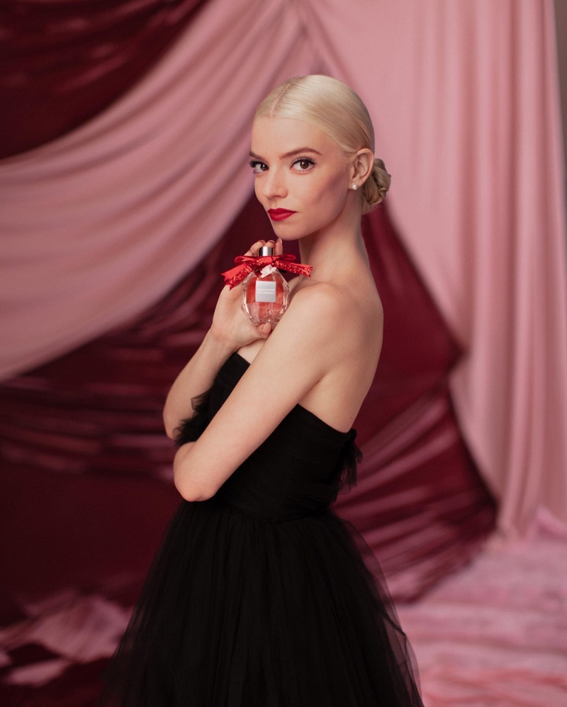 Anya Taylor-Joy - Viktor &amp; Rolf Flowerbomb fragrance (2019) Wallpapers