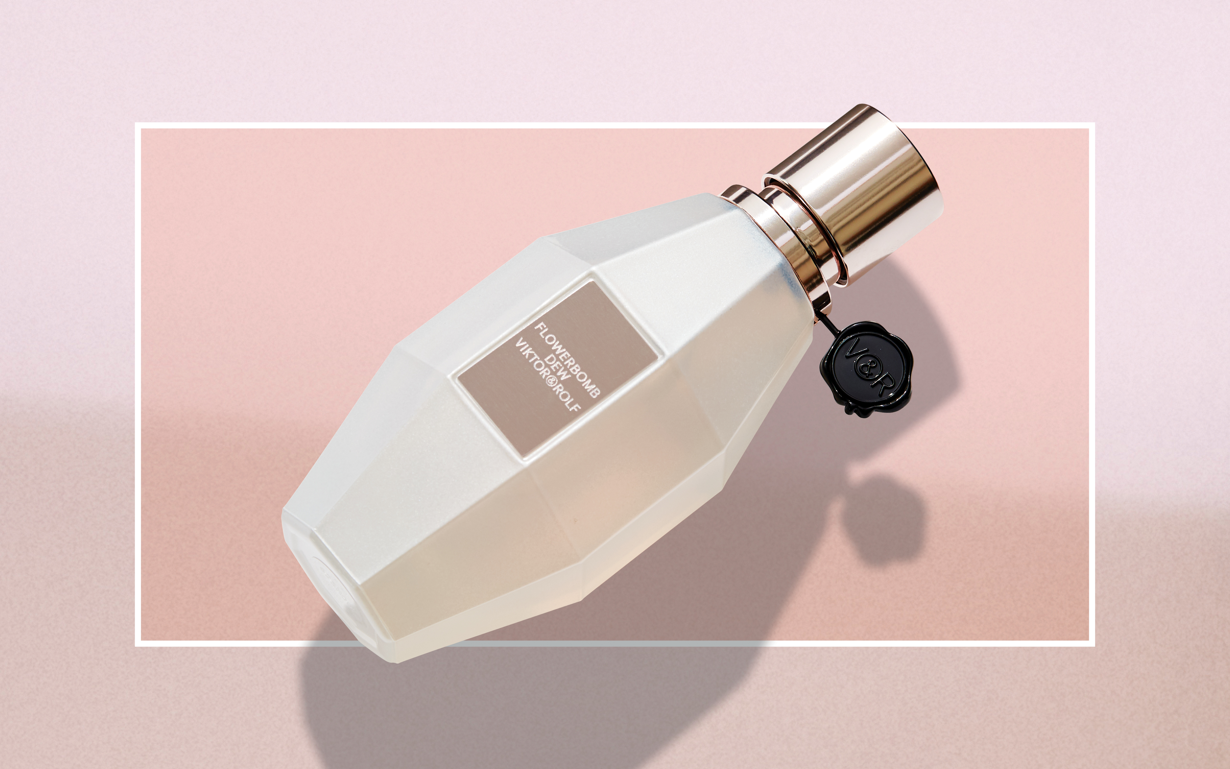 Anya Taylor-Joy - Viktor &amp; Rolf Flowerbomb fragrance (2019) Wallpapers