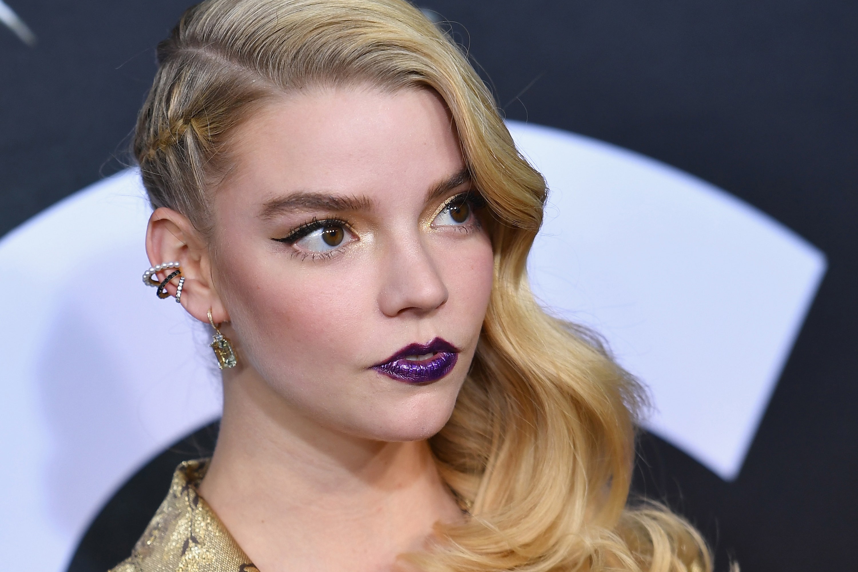 Anya Taylor-Joy Face 2020 Wallpapers