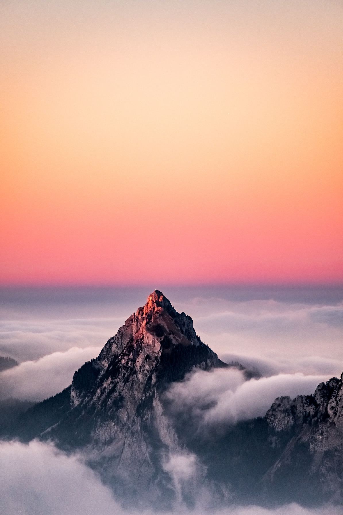 Apple Mountain Wallpapers