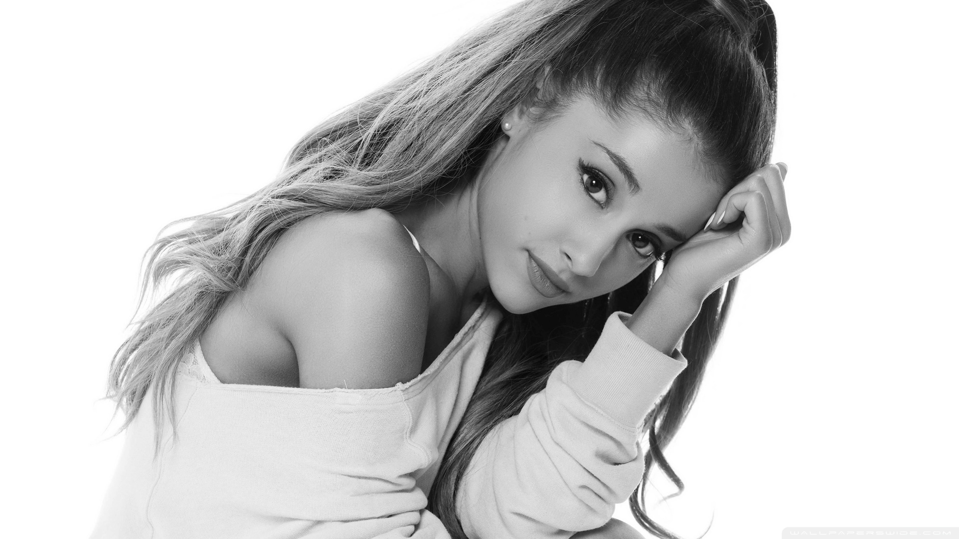 Ariana Grande 2015 Wallpapers