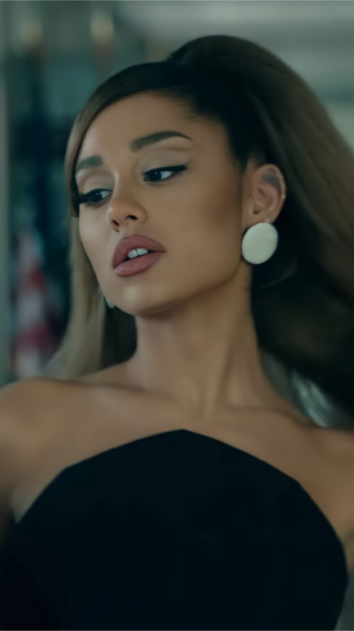 Ariana Grande 8k Wallpapers