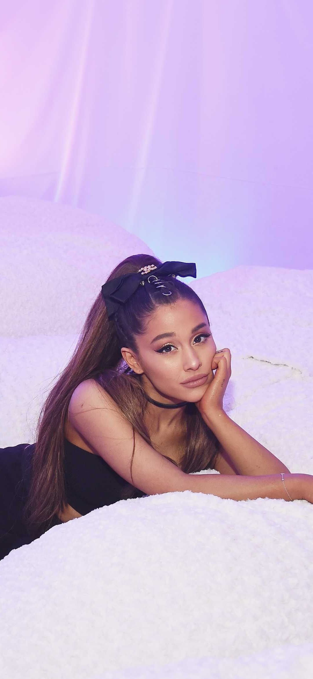 ariana grande aesthetic Wallpapers