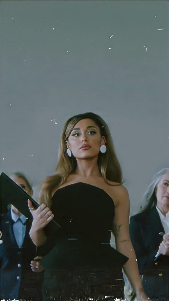 ariana grande my everything Wallpapers