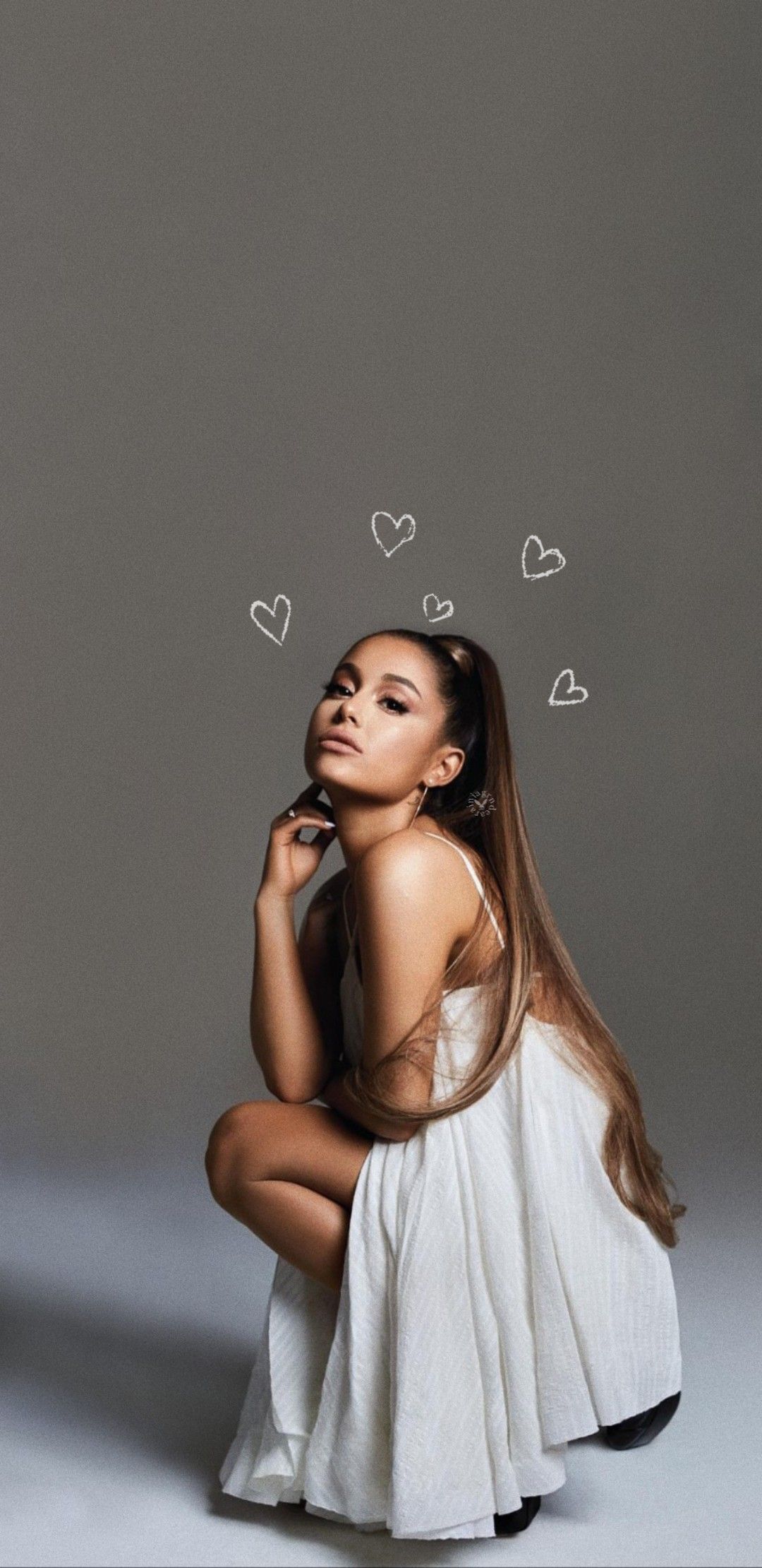 ariana grande phone Wallpapers