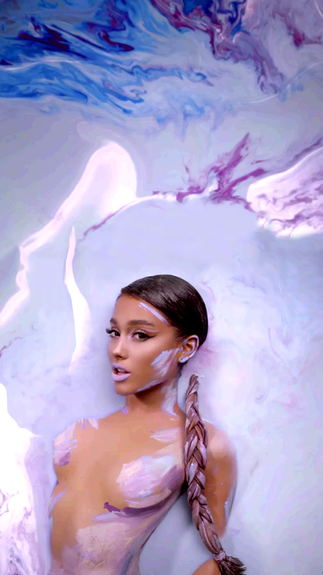 ariana grande phone Wallpapers