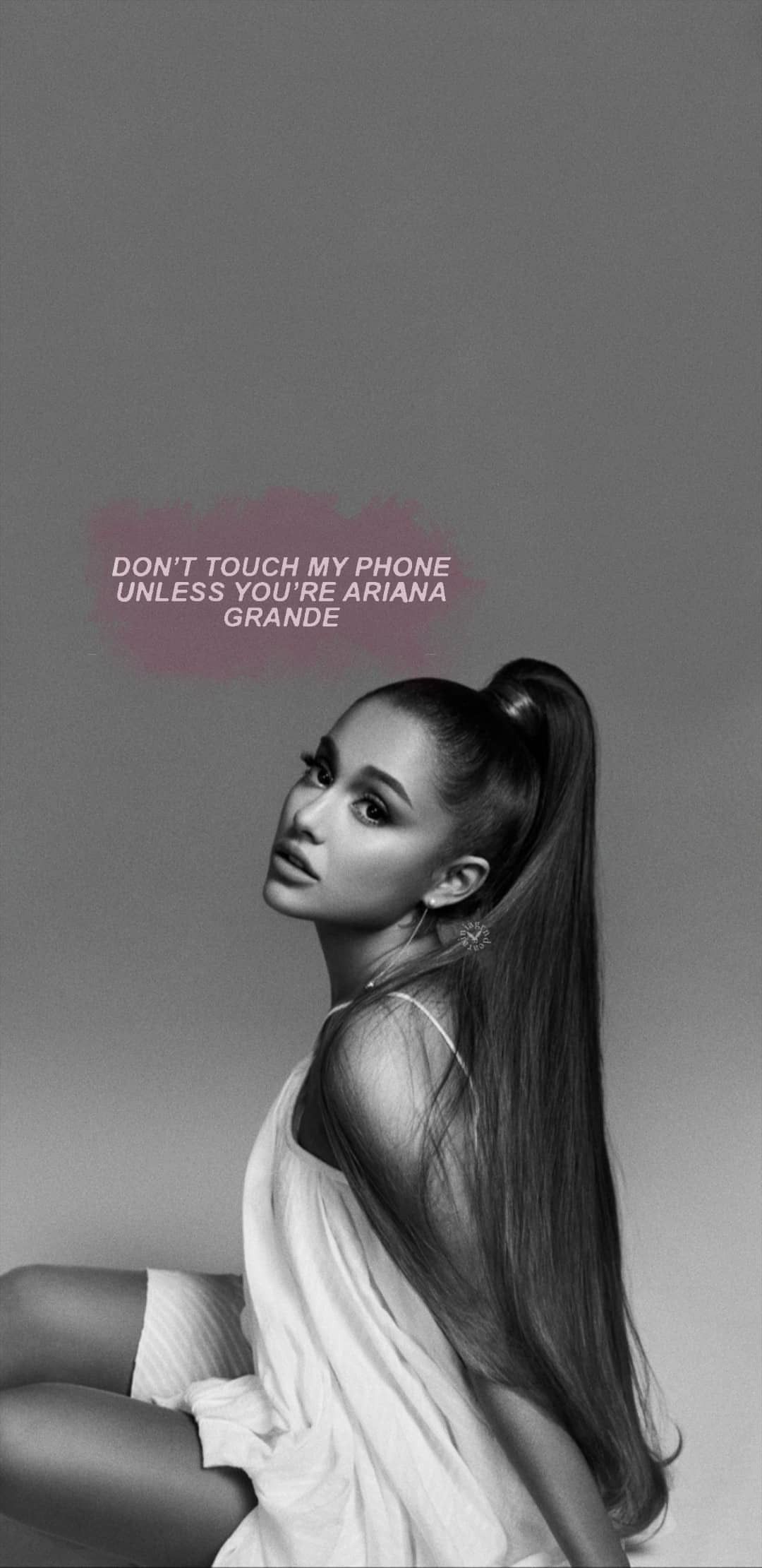 ariana grande phone Wallpapers