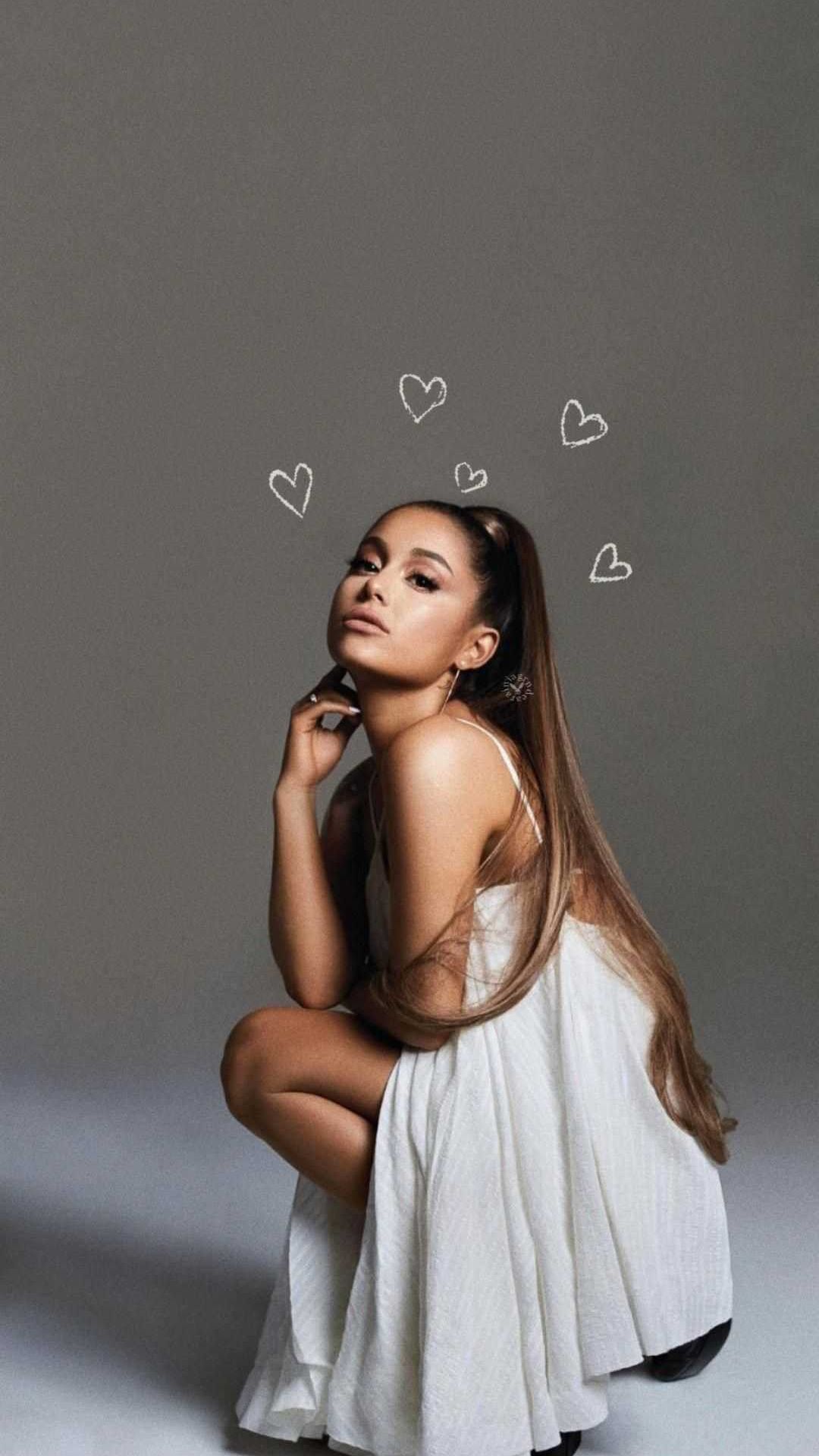 ariana grande phone Wallpapers