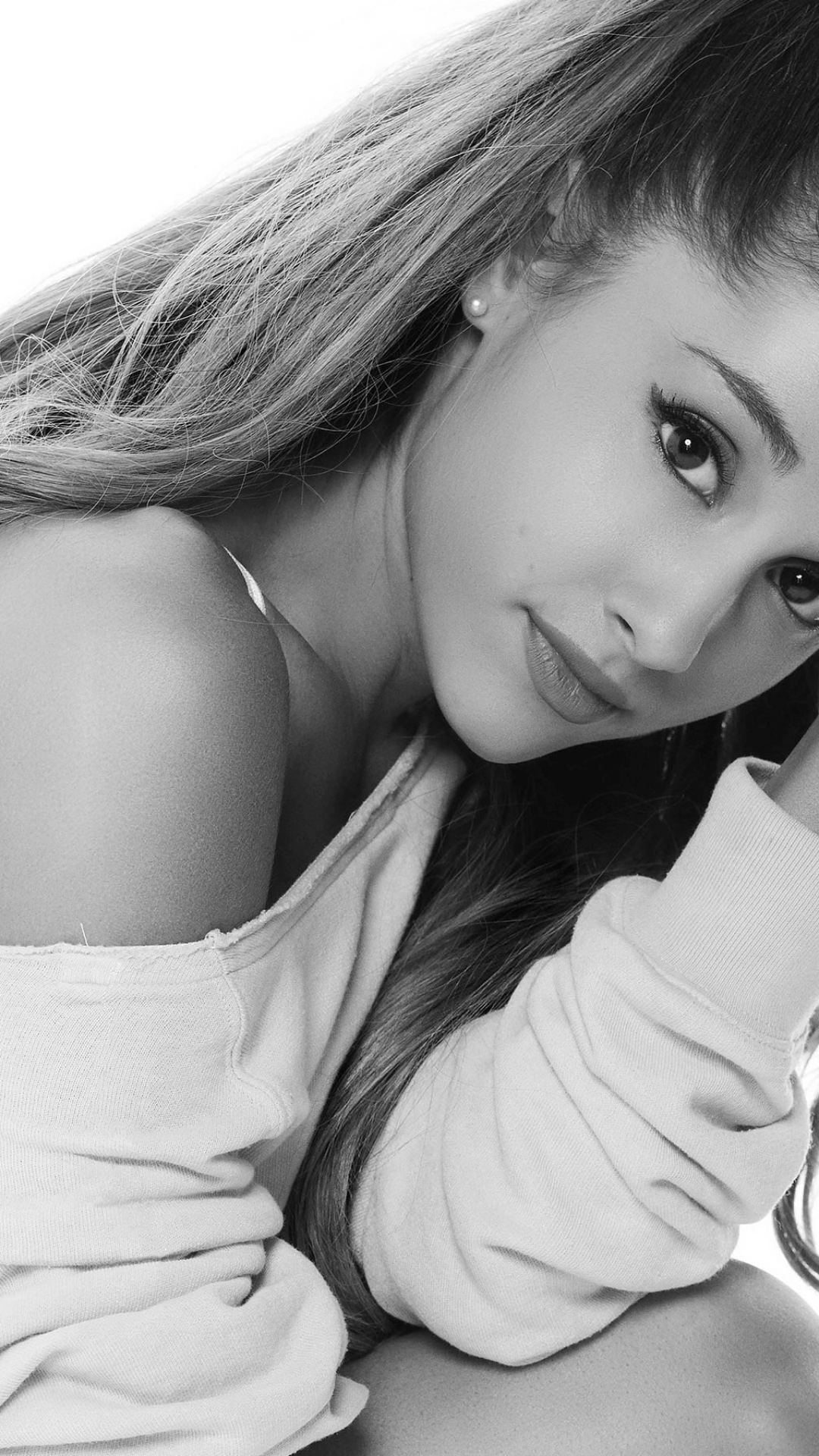 ariana grande phone Wallpapers