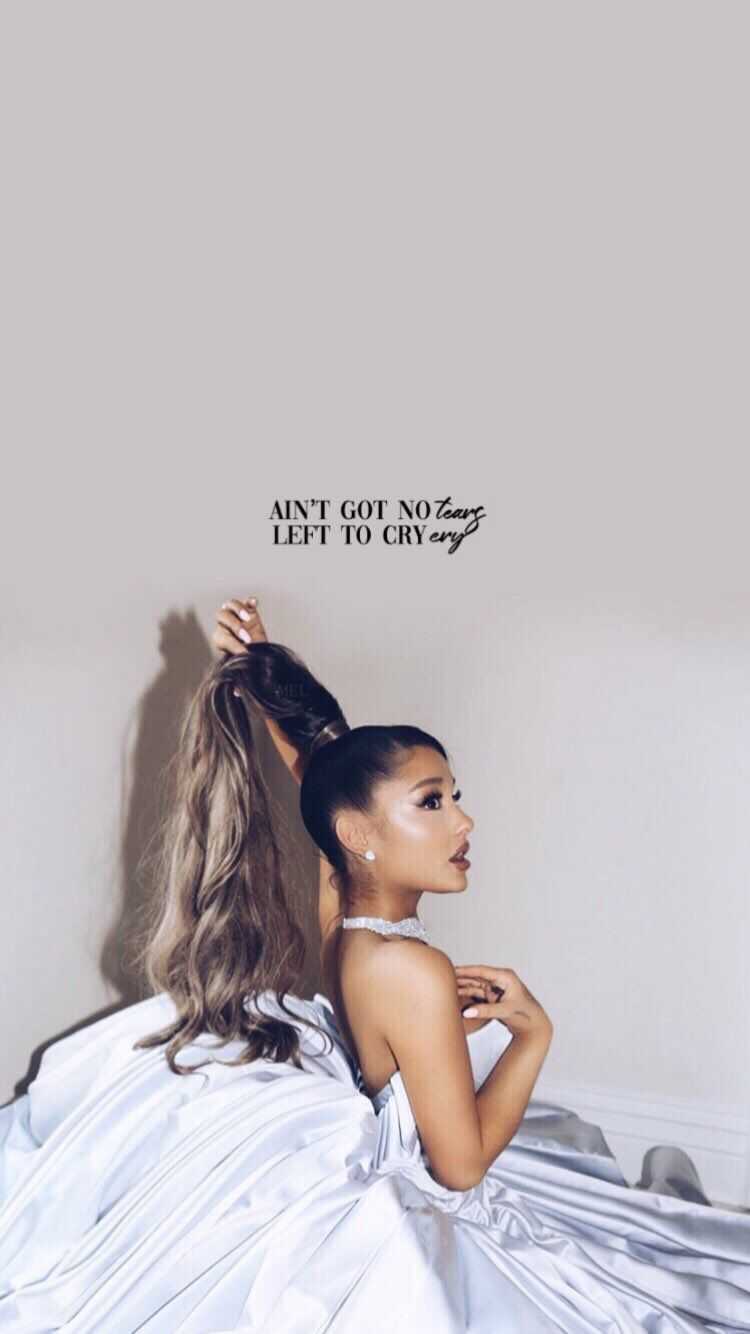 ariana grande phone Wallpapers