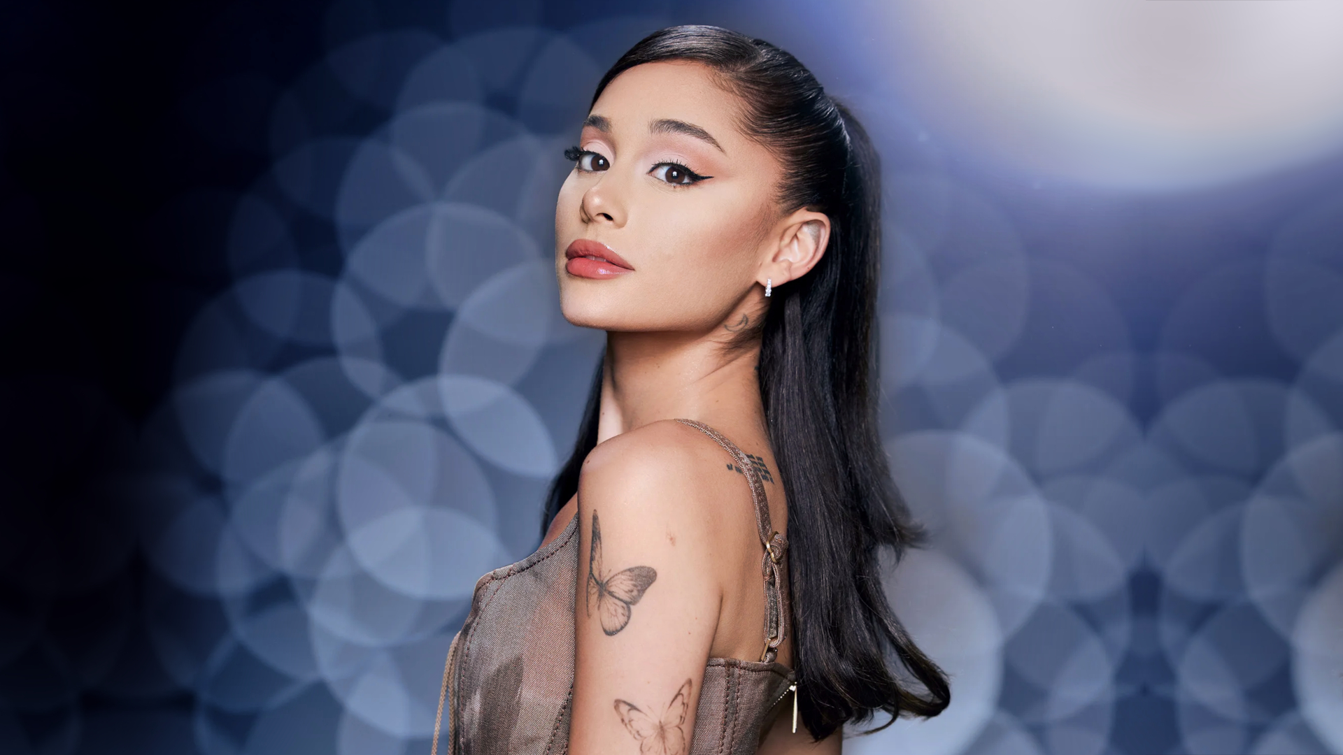 Ariana Grande Portrait Wallpapers