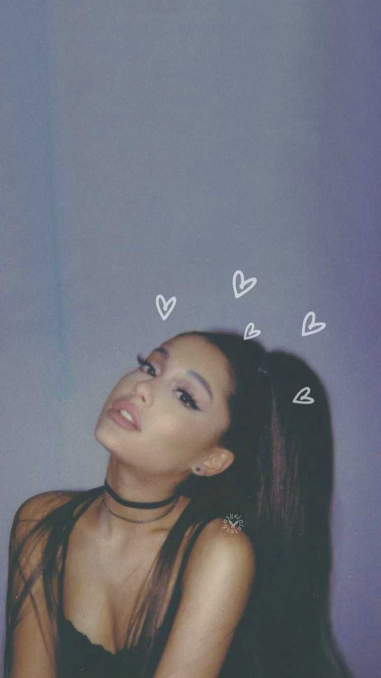 Ariana Grande Wallpapers