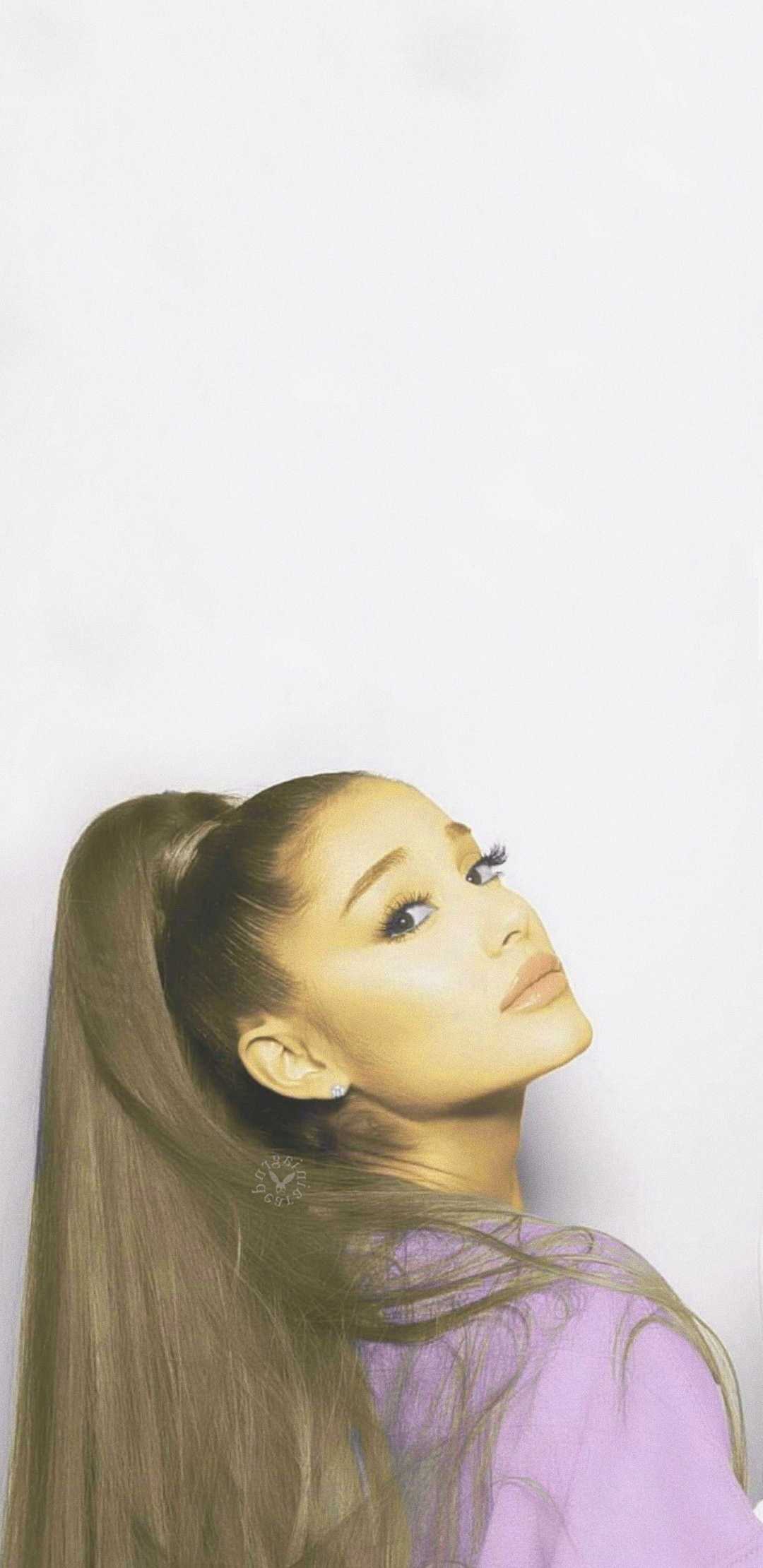 Ariana Grande Wallpapers